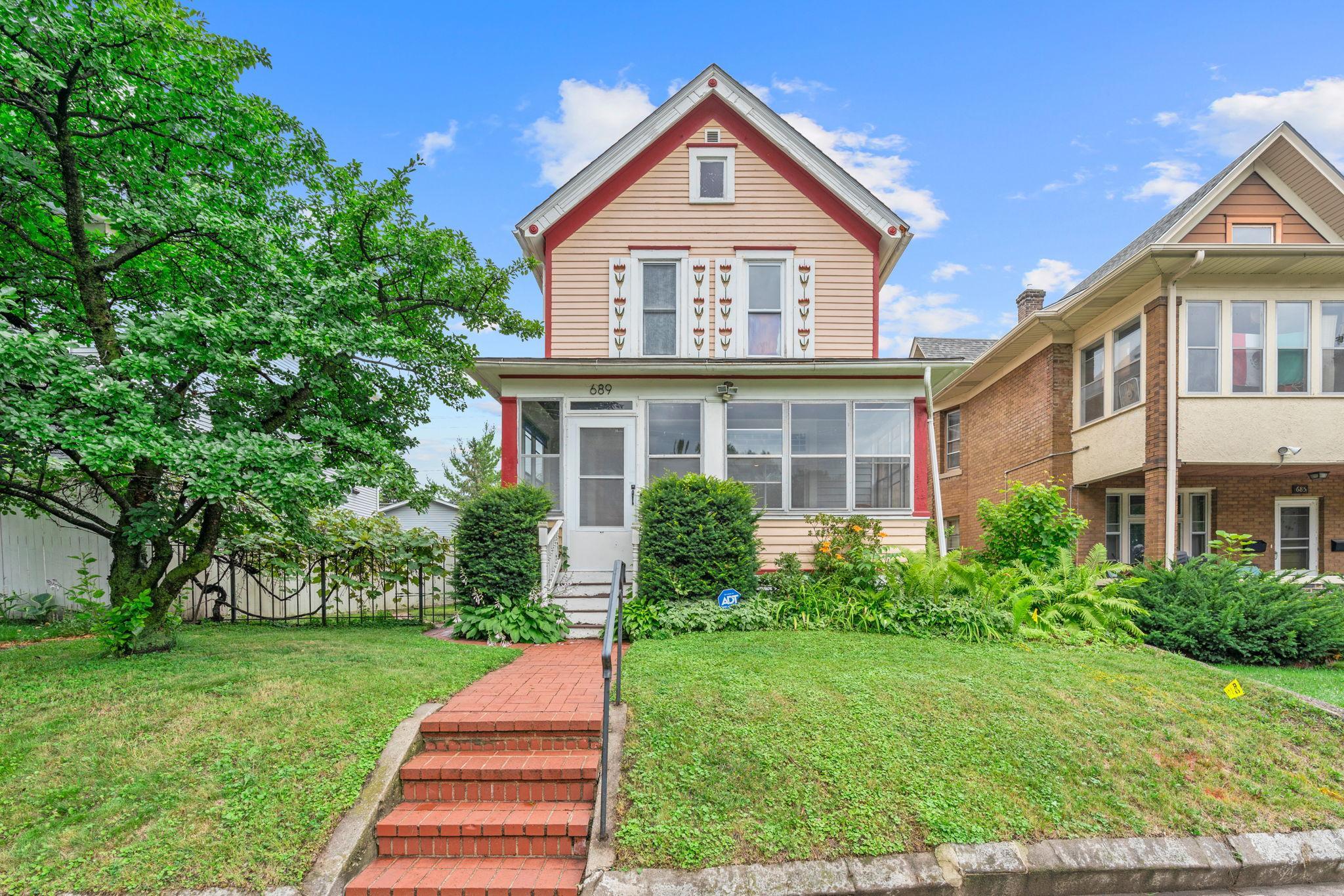 View of Residential at 689 Oakdale Avenue, Saint Paul MN 55107, Saint Paul - Mike Wilen | Minnesota Team Real Estate