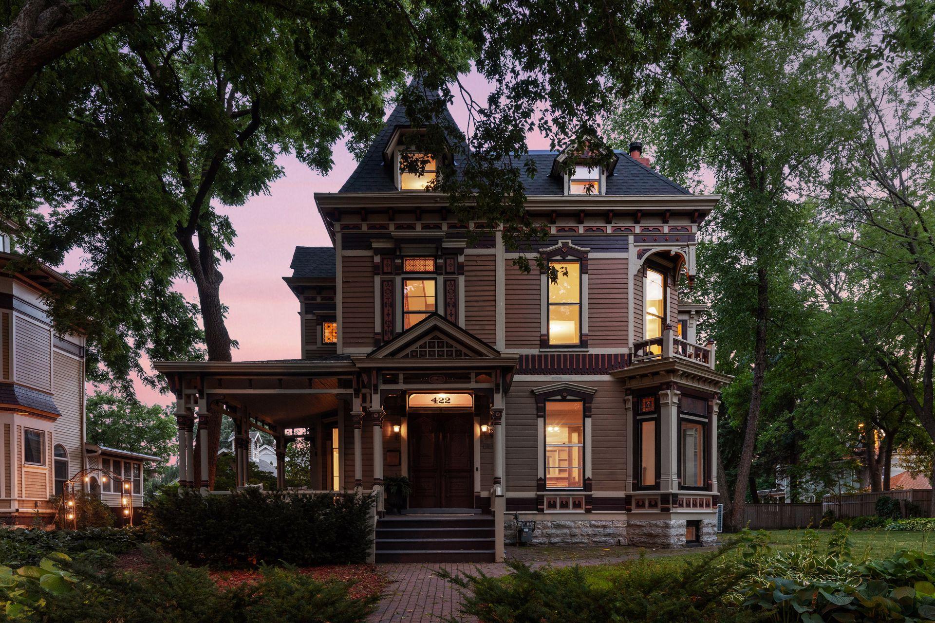 View of Residential at 422 Laurel Avenue, Saint Paul MN 55102, Saint Paul (4 of 96) - Mike Wilen | Minnesota Team Real Estate