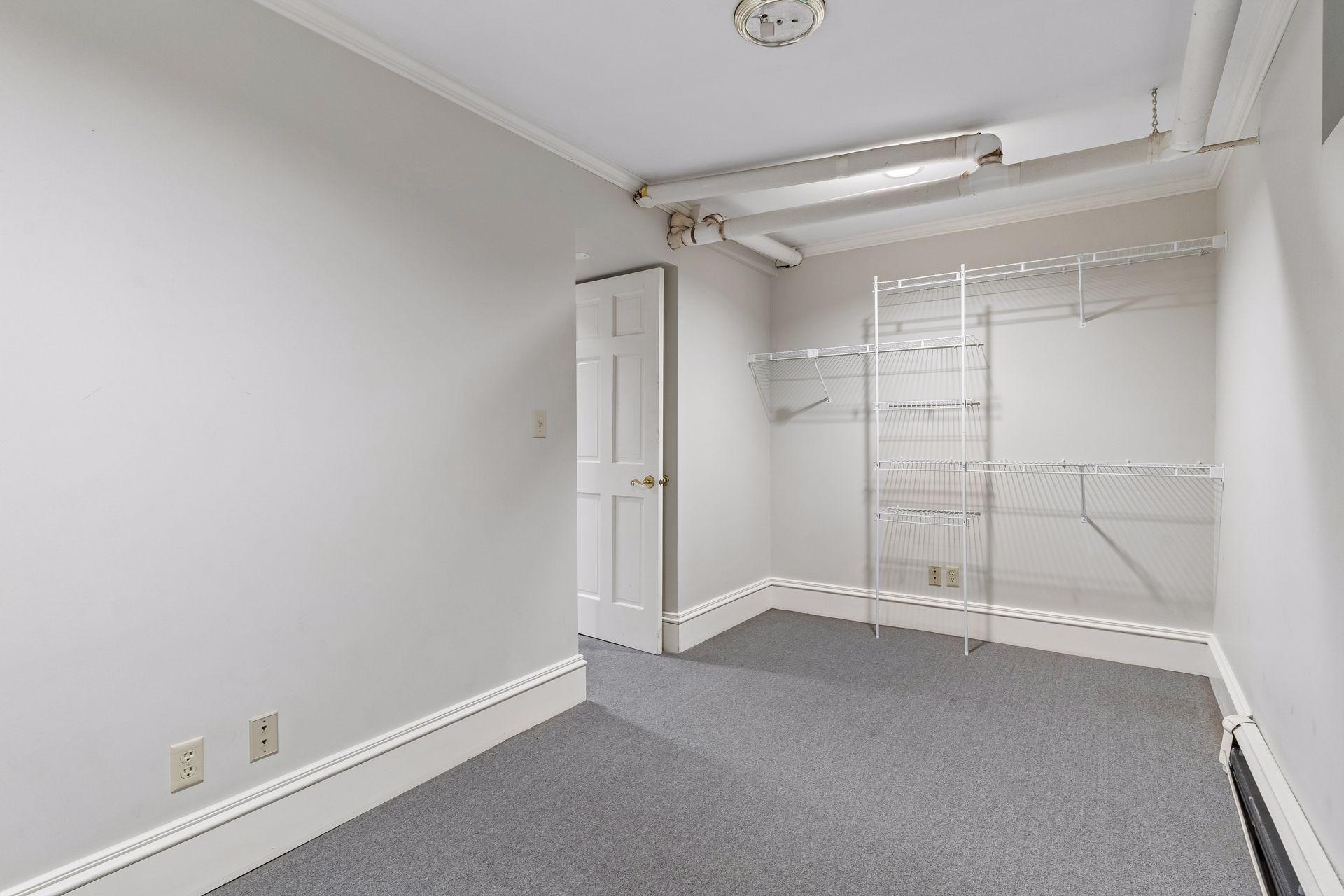 View of Residential at 422 Laurel Avenue, Saint Paul MN 55102, Saint Paul (78 of 96) - Mike Wilen | Minnesota Team Real Estate