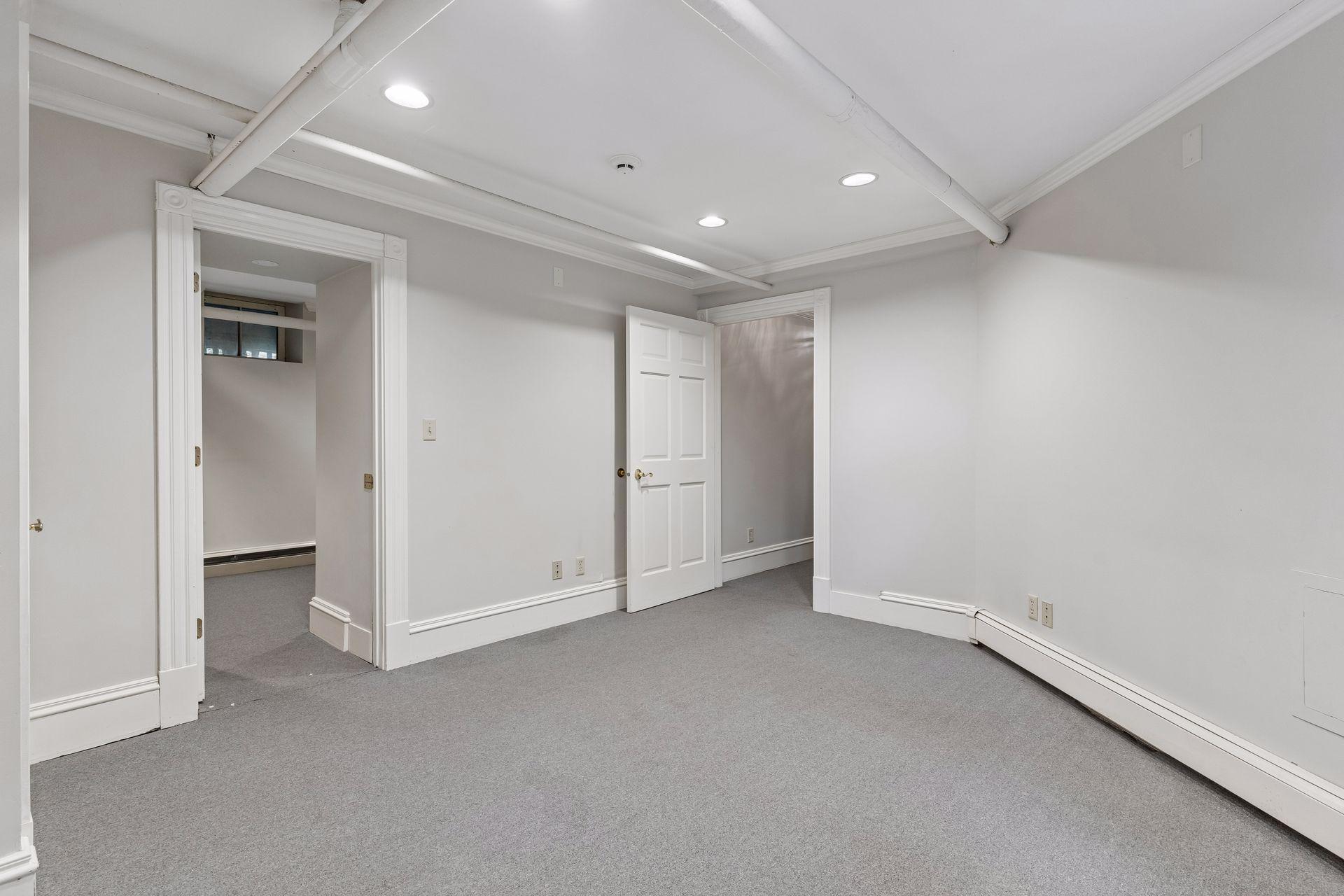 View of Residential at 422 Laurel Avenue, Saint Paul MN 55102, Saint Paul (77 of 96) - Mike Wilen | Minnesota Team Real Estate