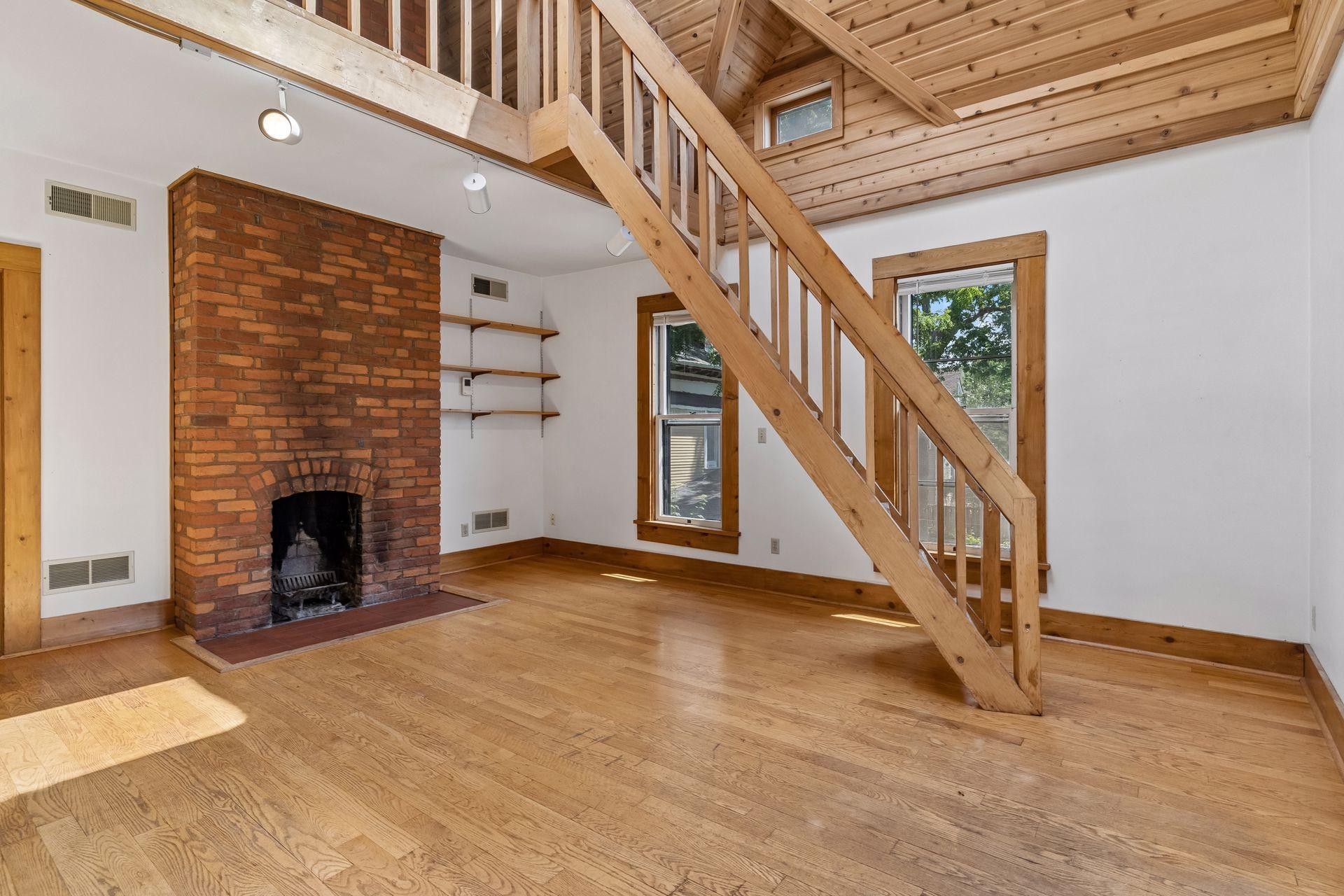 View of Residential at 422 Laurel Avenue, Saint Paul MN 55102, Saint Paul (59 of 96) - Mike Wilen | Minnesota Team Real Estate