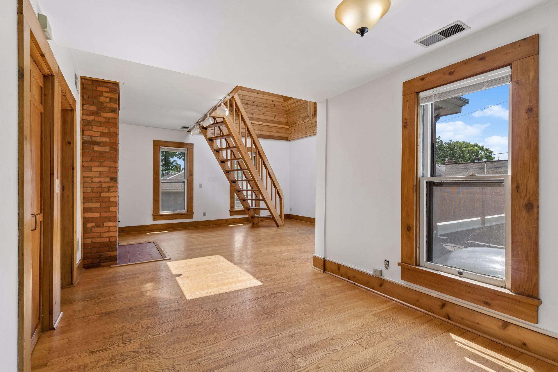 View of Residential at 422 Laurel Avenue, Saint Paul MN 55102, Saint Paul (57 of 96) - Mike Wilen | Minnesota Team Real Estate