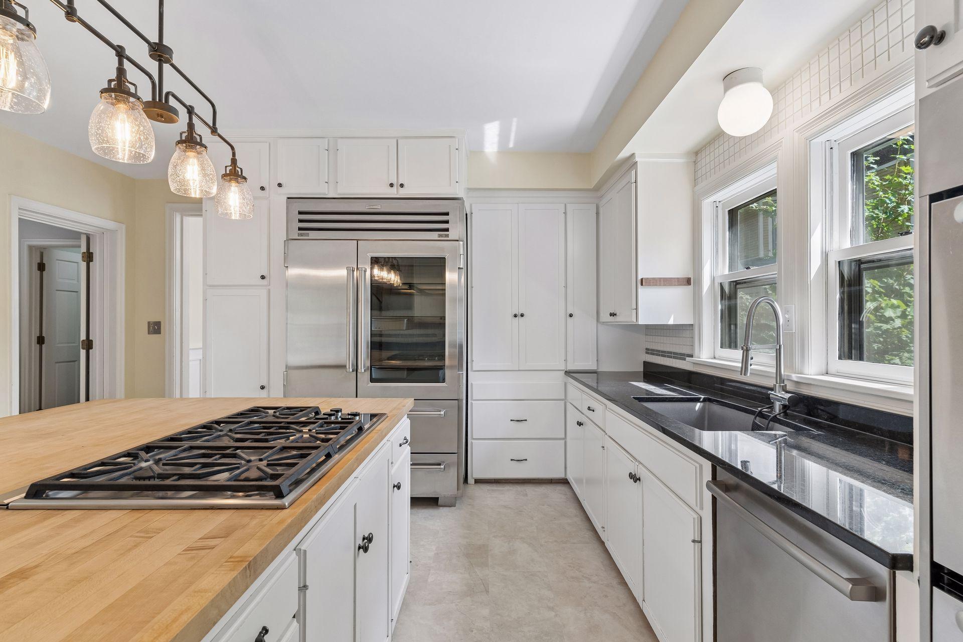 View of Residential at 422 Laurel Avenue, Saint Paul MN 55102, Saint Paul (35 of 96) - Mike Wilen | Minnesota Team Real Estate