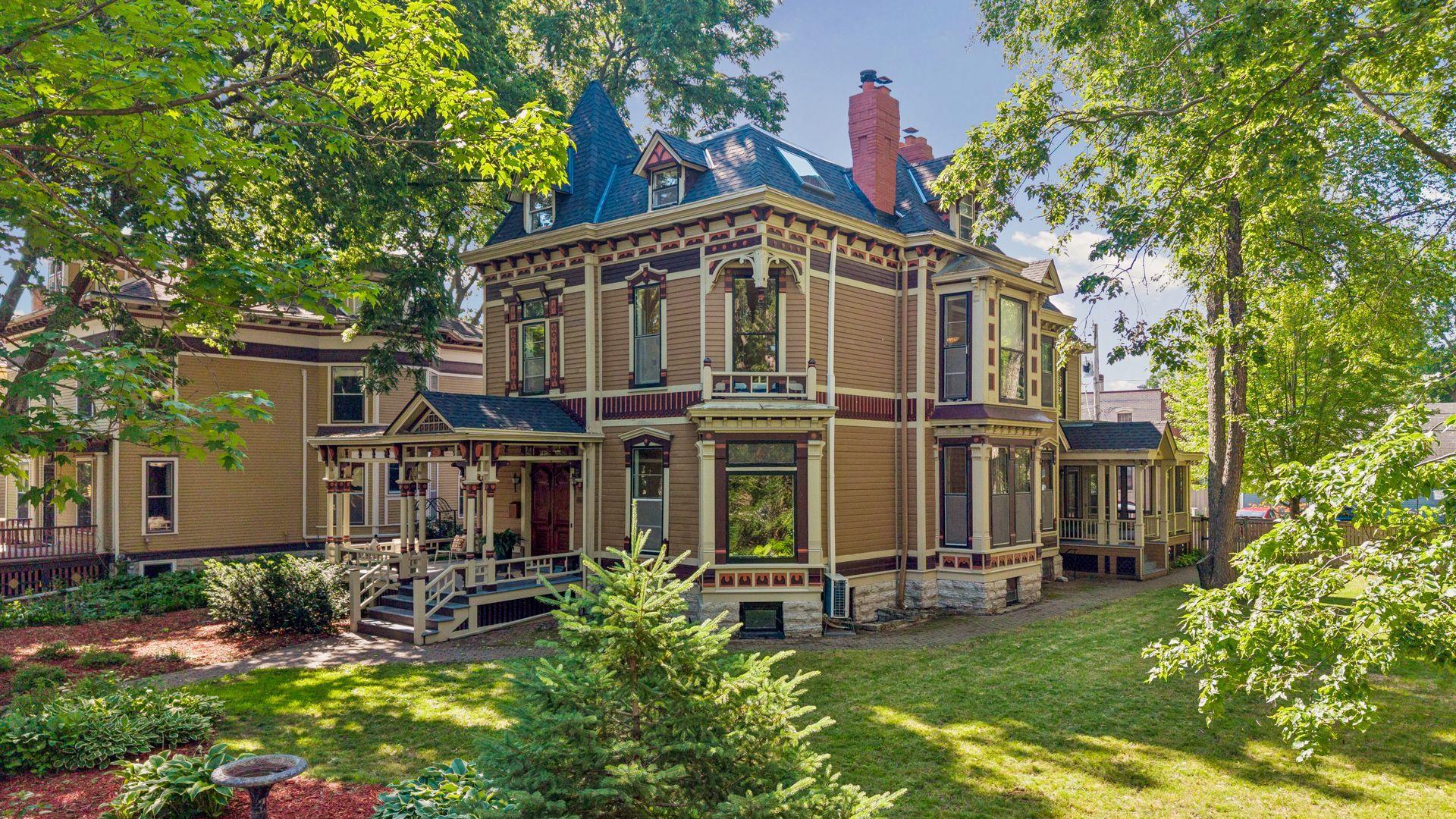 View of Residential at 422 Laurel Avenue, Saint Paul MN 55102, Saint Paul (2 of 96) - Mike Wilen | Minnesota Team Real Estate