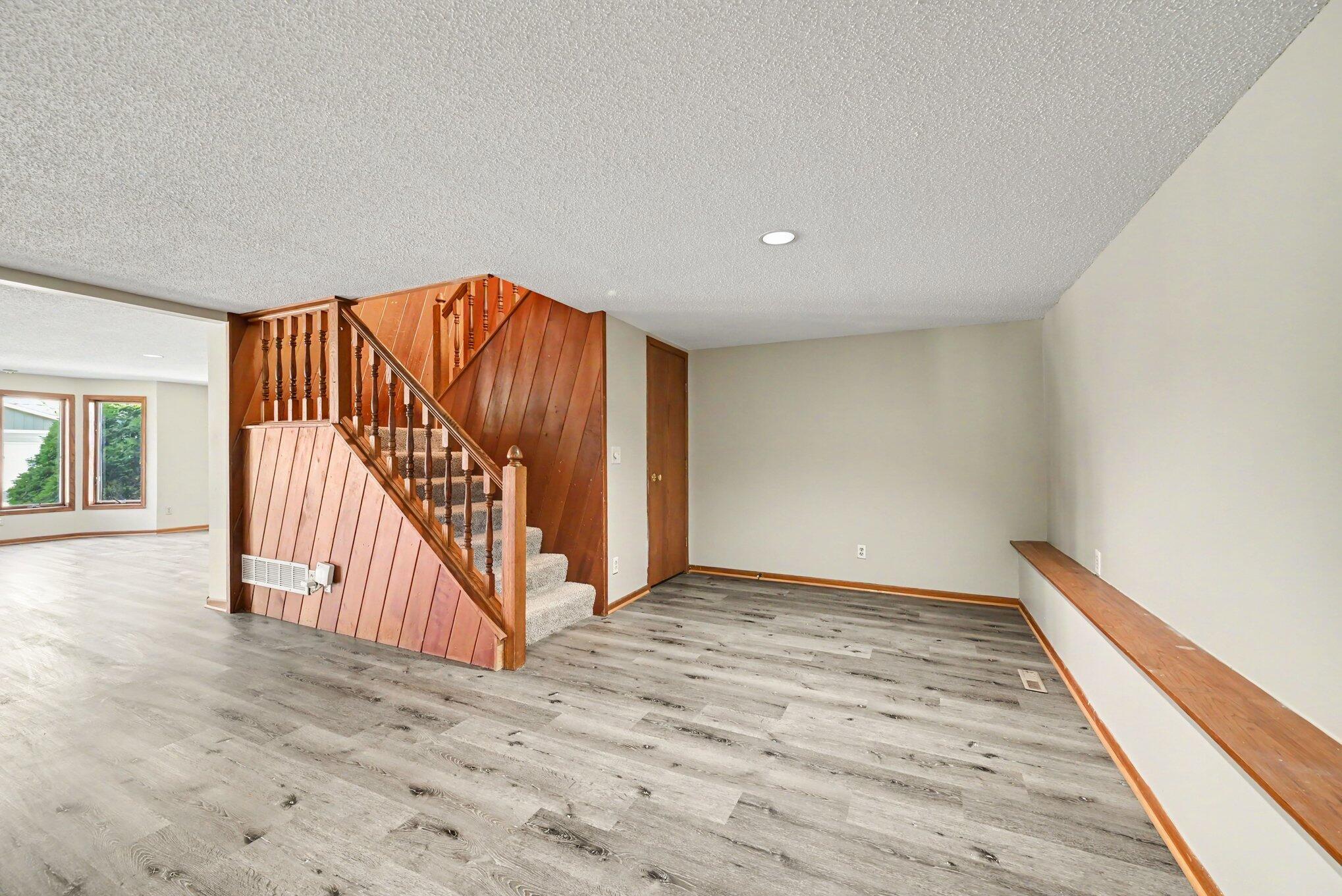 View of Residential at 2000 Westview Drive, Hastings MN 55033, Hastings (26 of 27) - Mike Wilen | Minnesota Team Real Estate