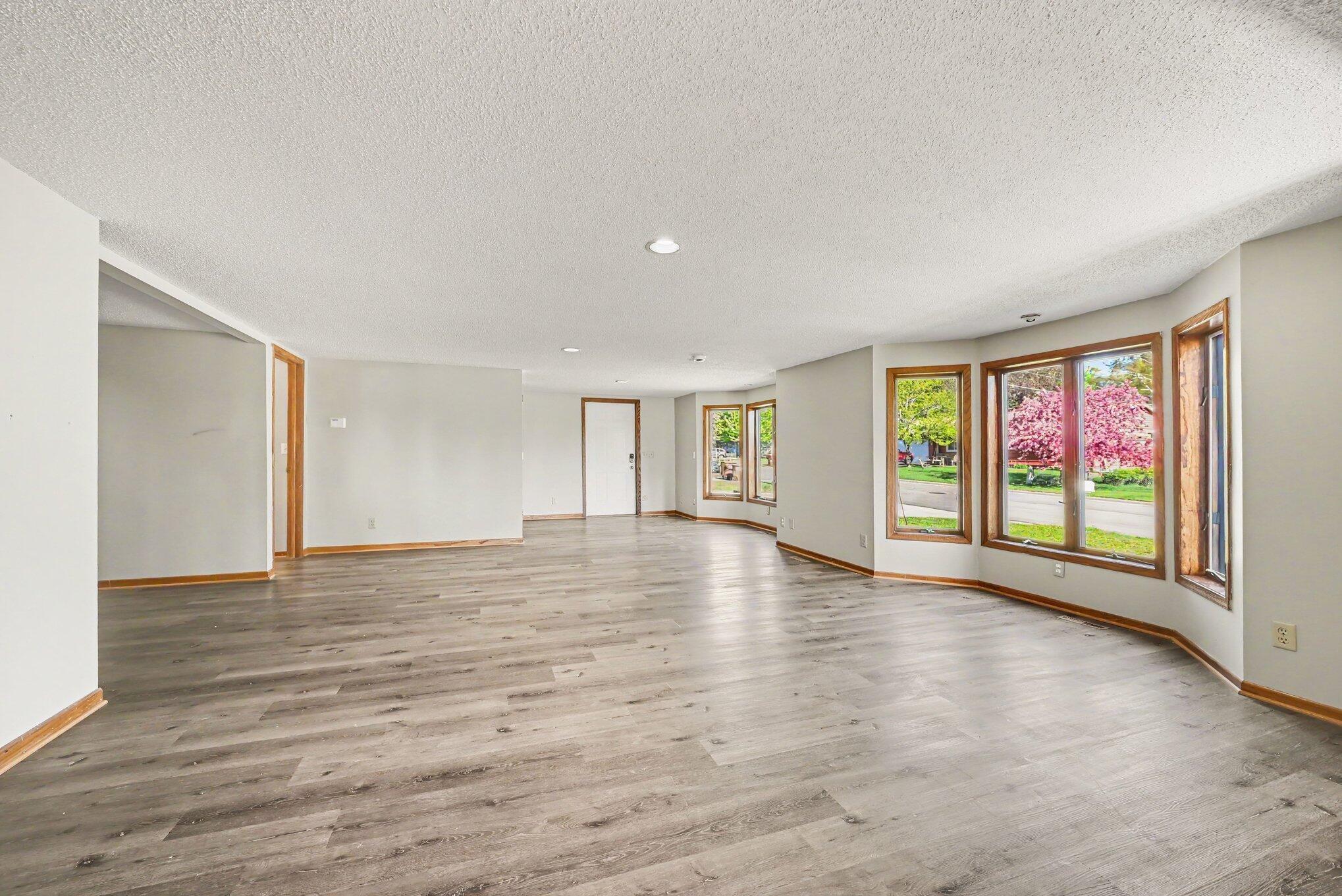 View of Residential at 2000 Westview Drive, Hastings MN 55033, Hastings (23 of 27) - Mike Wilen | Minnesota Team Real Estate