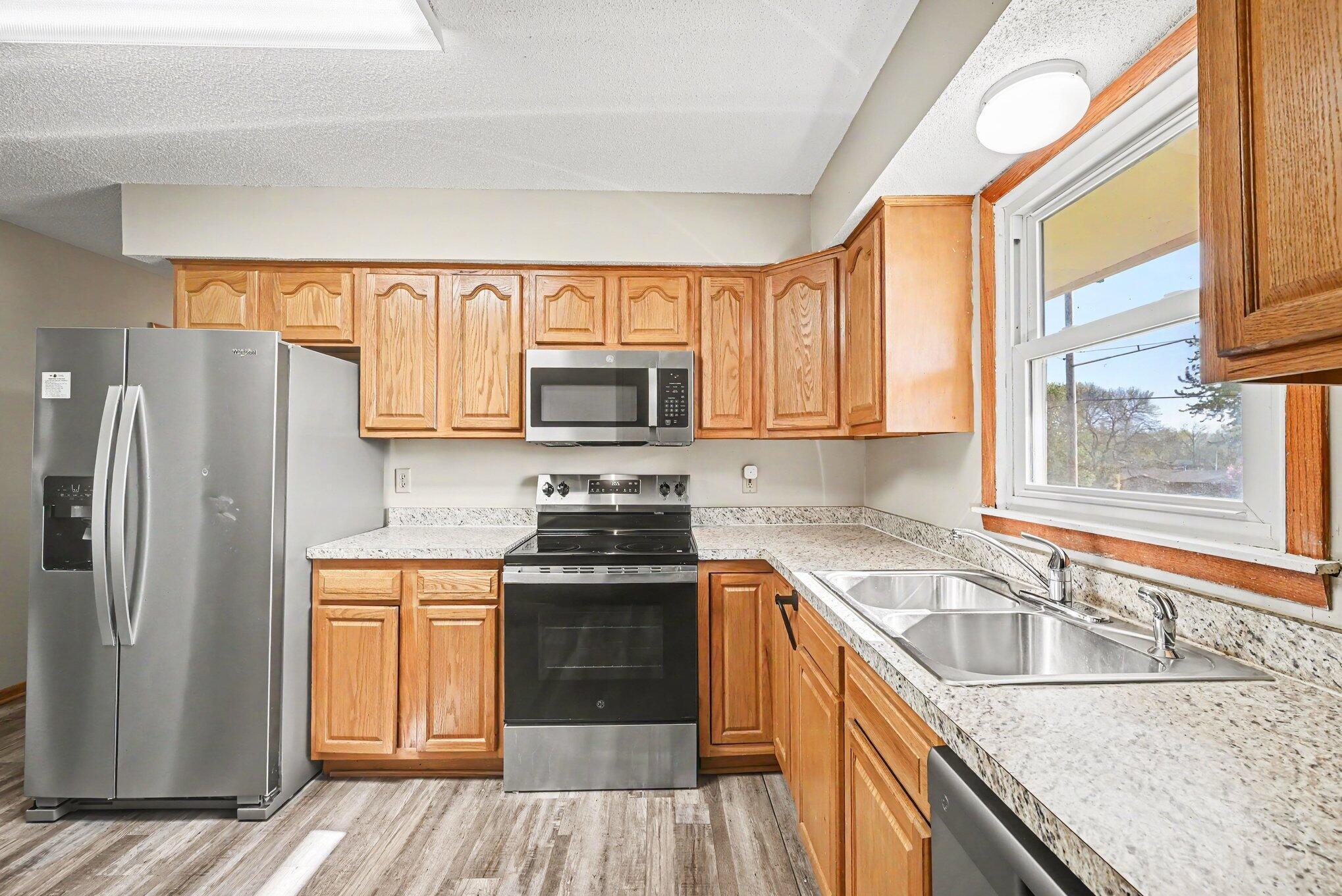 View of Residential at 2000 Westview Drive, Hastings MN 55033, Hastings (18 of 27) - Mike Wilen | Minnesota Team Real Estate