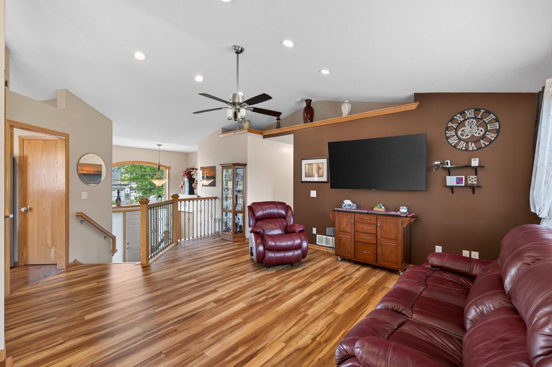 View of Residential at 878 Kelly Street, Lino Lakes MN 55014, Lino Lakes (10 of 51) - Mike Wilen | Minnesota Team Real Estate