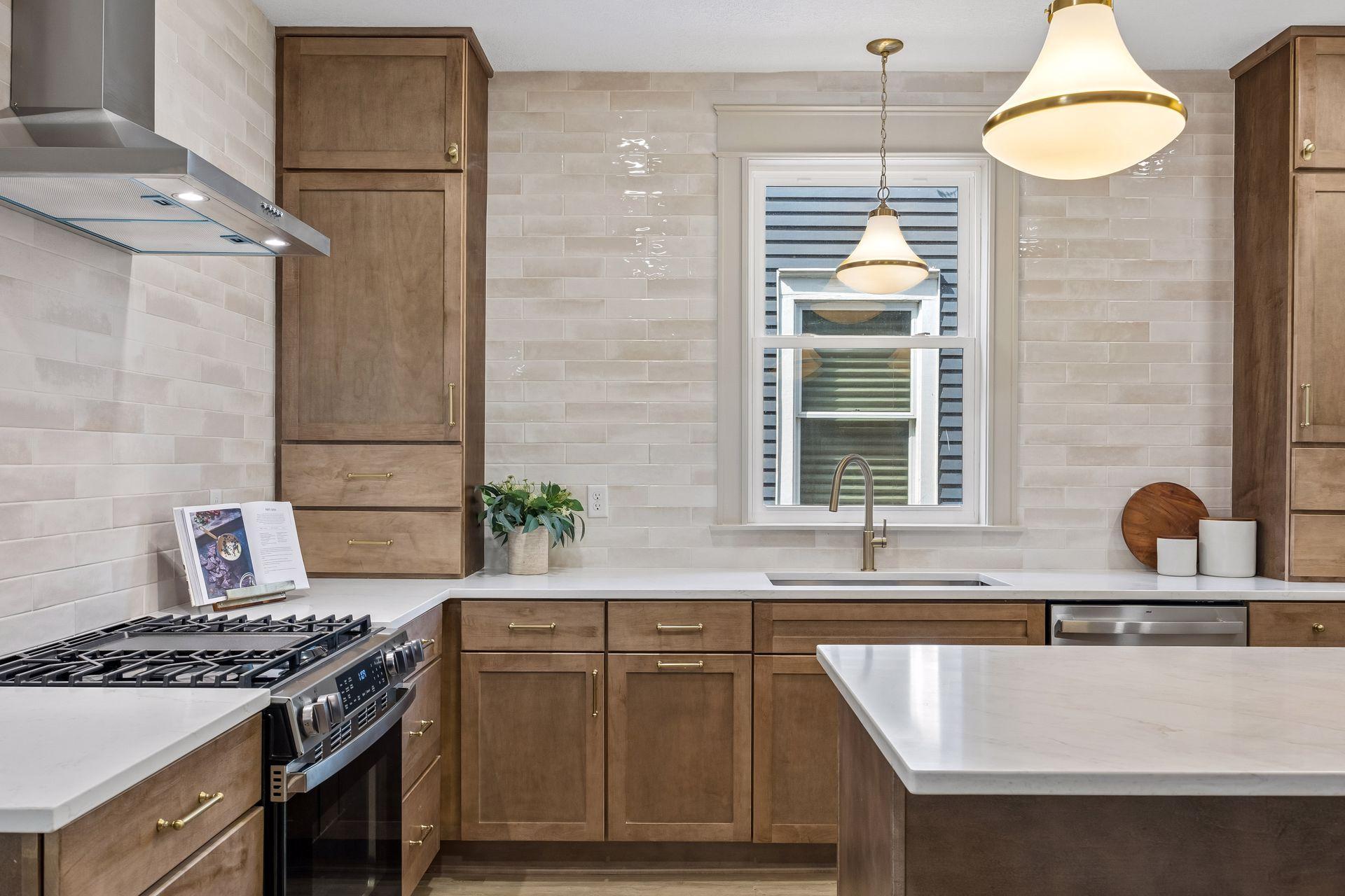 View of Residential at 941 Hague Avenue, Saint Paul MN 55104, Saint Paul (11 of 38) - Mike Wilen | Minnesota Team Real Estate