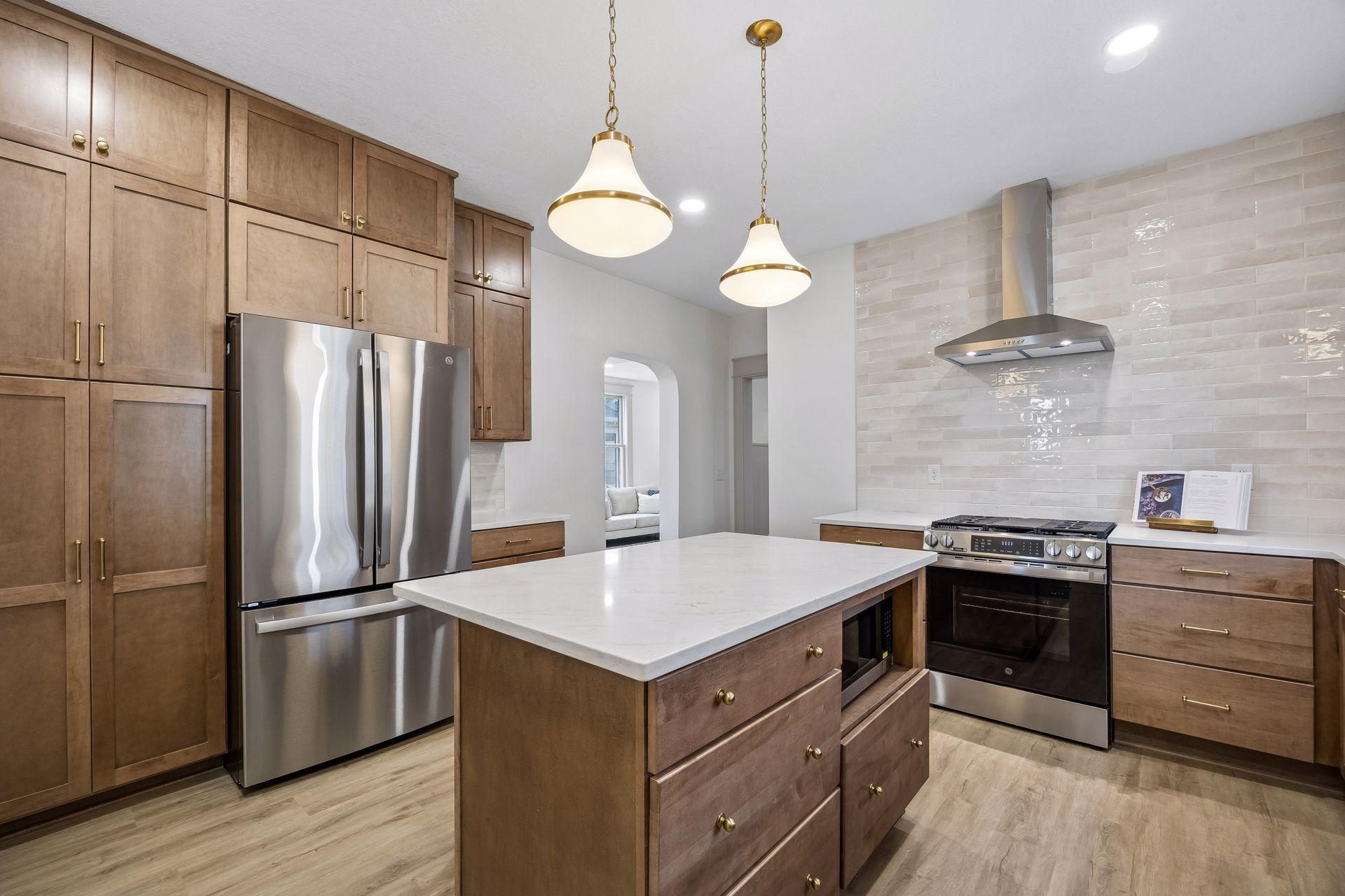 View of Residential at 941 Hague Avenue, Saint Paul MN 55104, Saint Paul (6 of 38) - Mike Wilen | Minnesota Team Real Estate