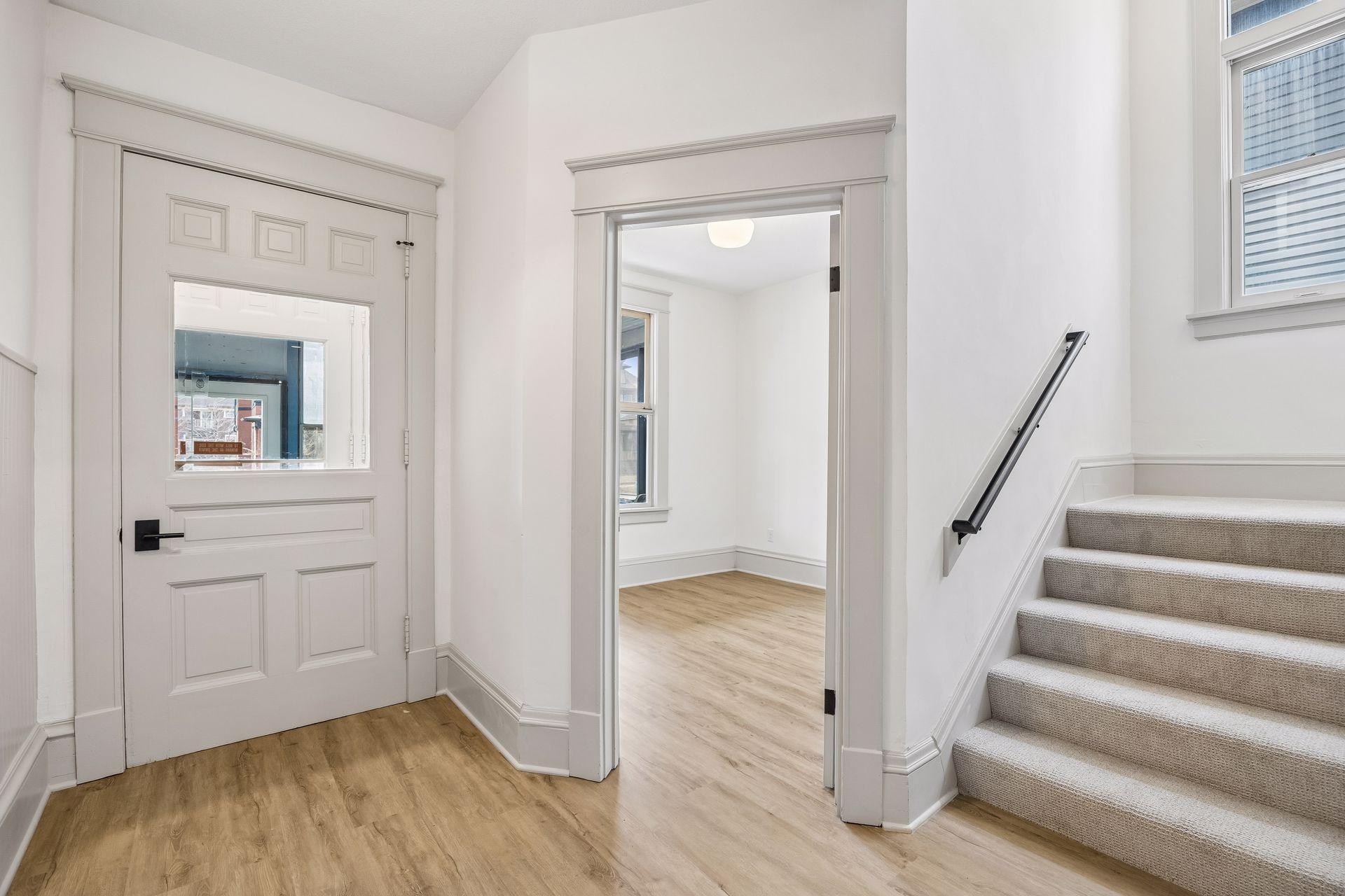 View of Residential at 941 Hague Avenue, Saint Paul MN 55104, Saint Paul (26 of 38) - Mike Wilen | Minnesota Team Real Estate