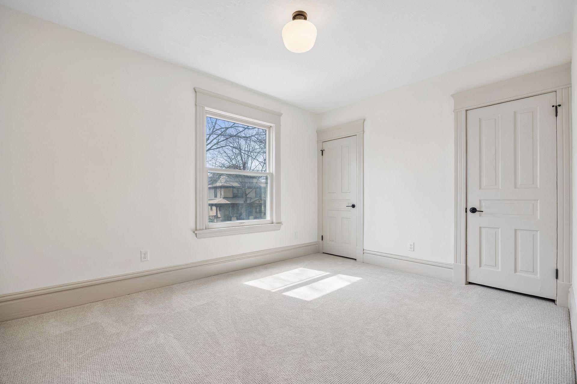 View of Residential at 941 Hague Avenue, Saint Paul MN 55104, Saint Paul (34 of 38) - Mike Wilen | Minnesota Team Real Estate