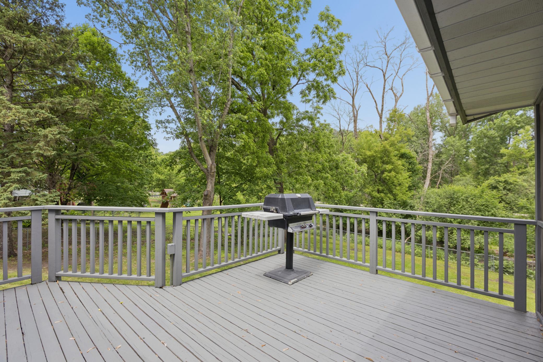 View of Residential at 24850 Amlee Road, Shorewood MN 55331, Shorewood (19 of 27) - Mike Wilen | Minnesota Team Real Estate