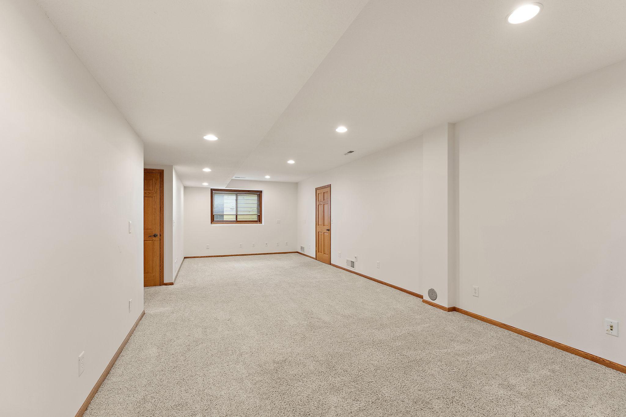 View of Residential at 8030 Somerset Road, Woodbury MN 55125, Woodbury (41 of 42) - Mike Wilen | Minnesota Team Real Estate