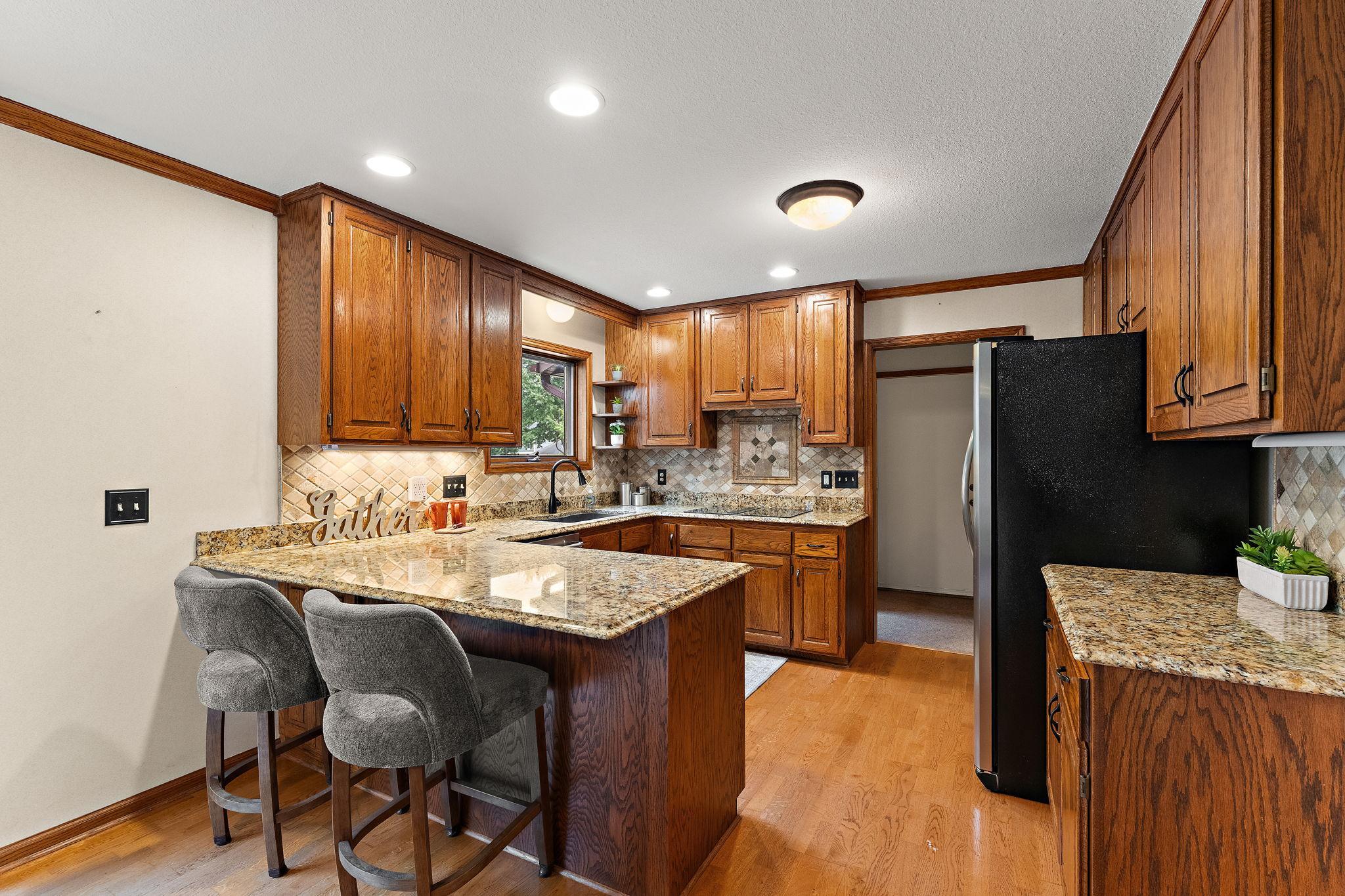 View of Residential at 8030 Somerset Road, Woodbury MN 55125, Woodbury (21 of 42) - Mike Wilen | Minnesota Team Real Estate