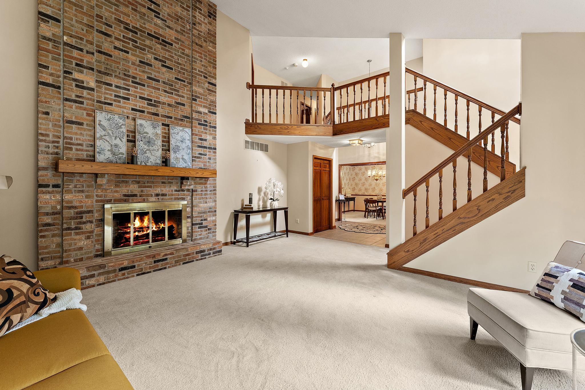 View of Residential at 8030 Somerset Road, Woodbury MN 55125, Woodbury (8 of 42) - Mike Wilen | Minnesota Team Real Estate