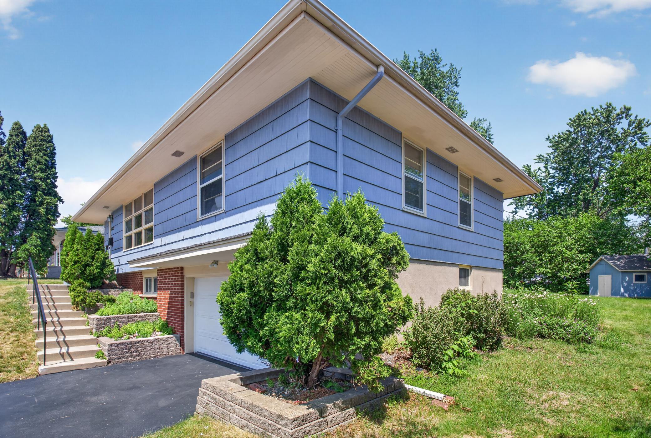 View of Residential at 6339 Washburn Avenue, Richfield MN 55423, Richfield (23 of 30) - Mike Wilen | Minnesota Team Real Estate