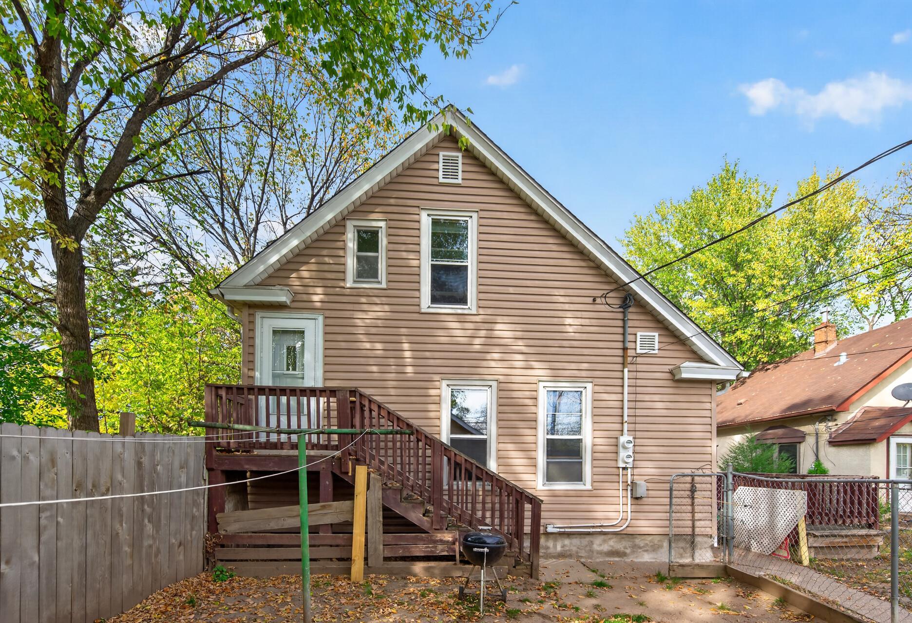 View of Residential Income at 864 Case Avenue, Saint Paul MN 55106, Saint Paul (25 of 27) - Mike Wilen | Minnesota Team Real Estate