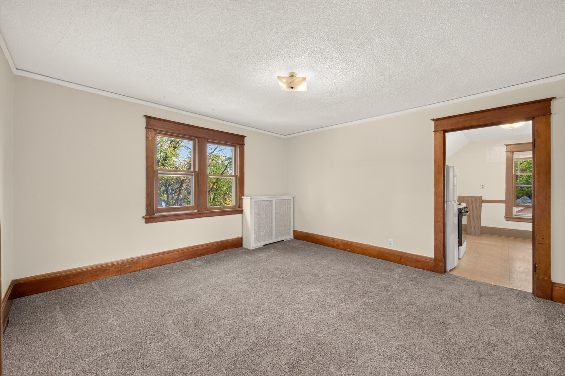 View of Residential Income at 864 Case Avenue, Saint Paul MN 55106, Saint Paul (16 of 27) - Mike Wilen | Minnesota Team Real Estate