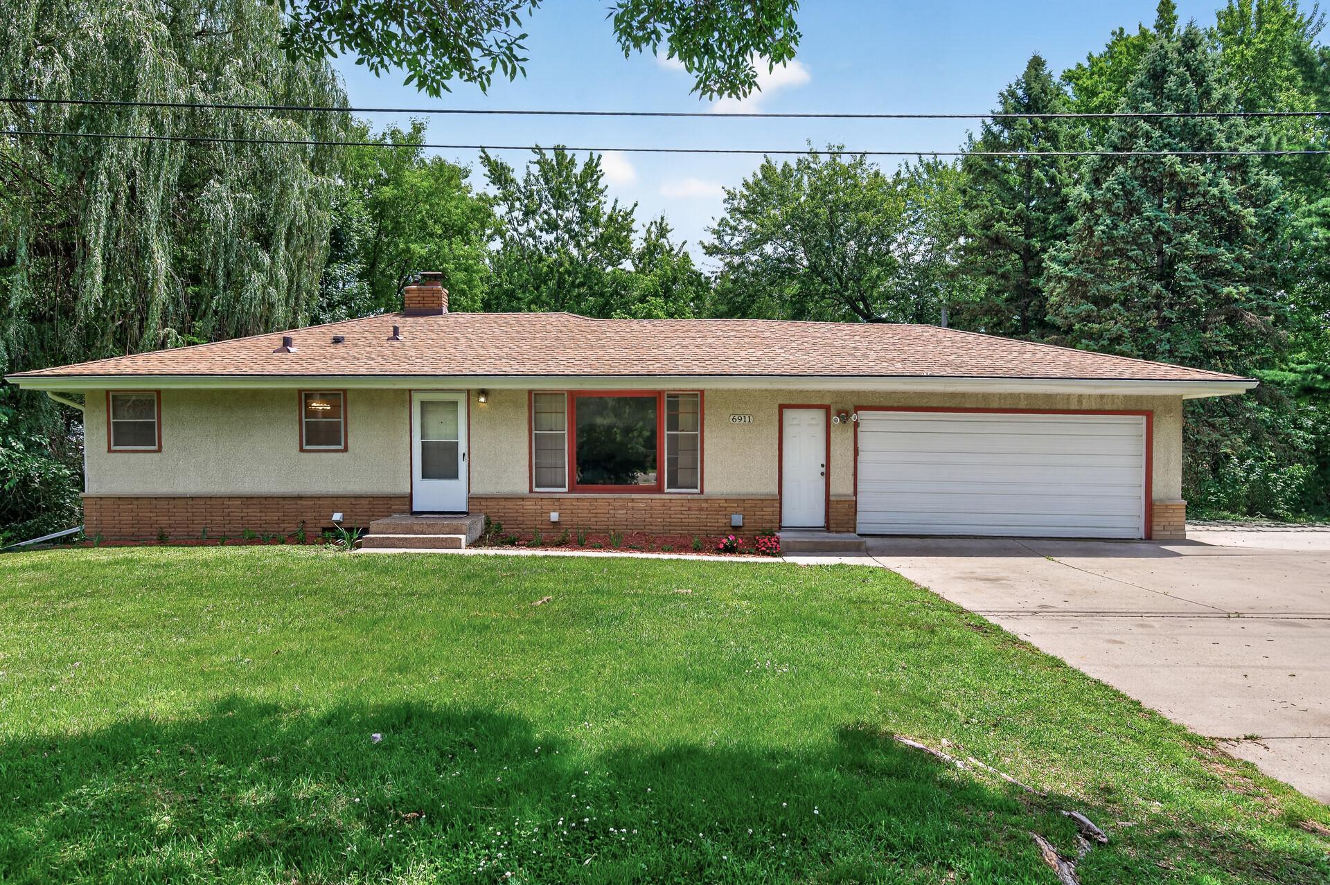 View of Residential at 6911 River Road, Fridley MN 55432, Fridley (2 of 30) - Mike Wilen | Minnesota Team Real Estate