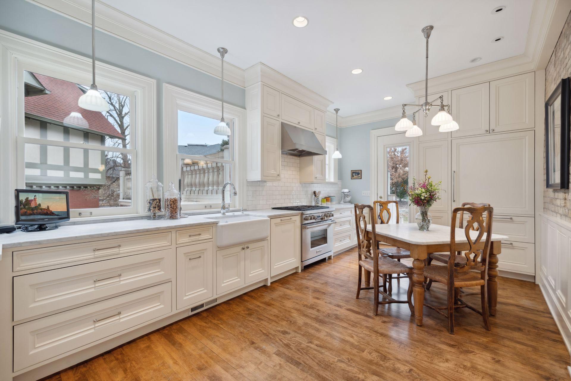 View of Residential at 1203 Mount Curve Avenue, Minneapolis MN 55403, Minneapolis (13 of 44) - Mike Wilen | Minnesota Team Real Estate