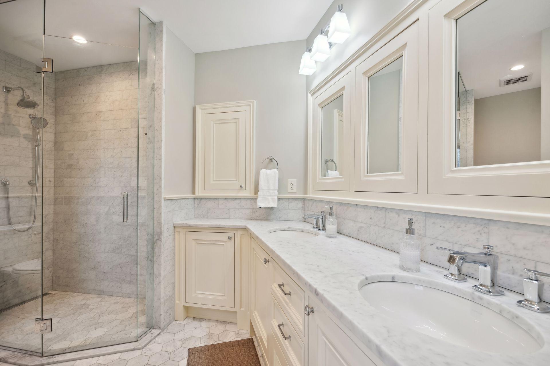 View of Residential at 1203 Mount Curve Avenue, Minneapolis MN 55403, Minneapolis (22 of 44) - Mike Wilen | Minnesota Team Real Estate