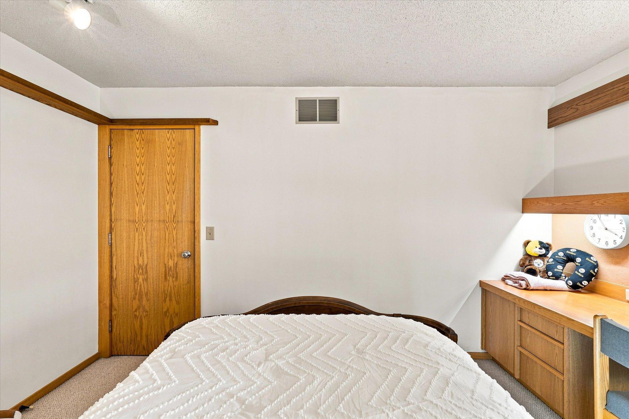 View of Residential at 39277 Hemingway Avenue, North Branch MN 55056, North Branch (32 of 69) - Mike Wilen | Minnesota Team Real Estate