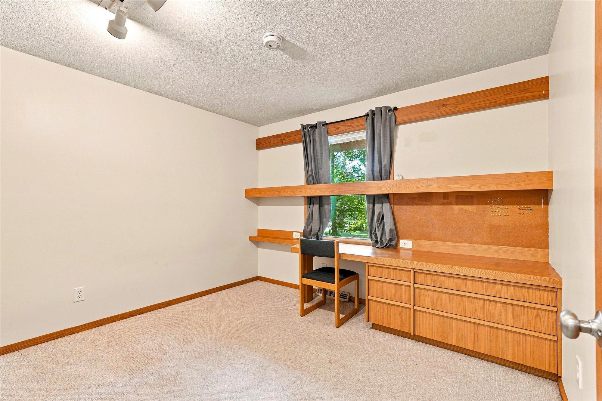 View of Residential at 39277 Hemingway Avenue, North Branch MN 55056, North Branch (30 of 69) - Mike Wilen | Minnesota Team Real Estate
