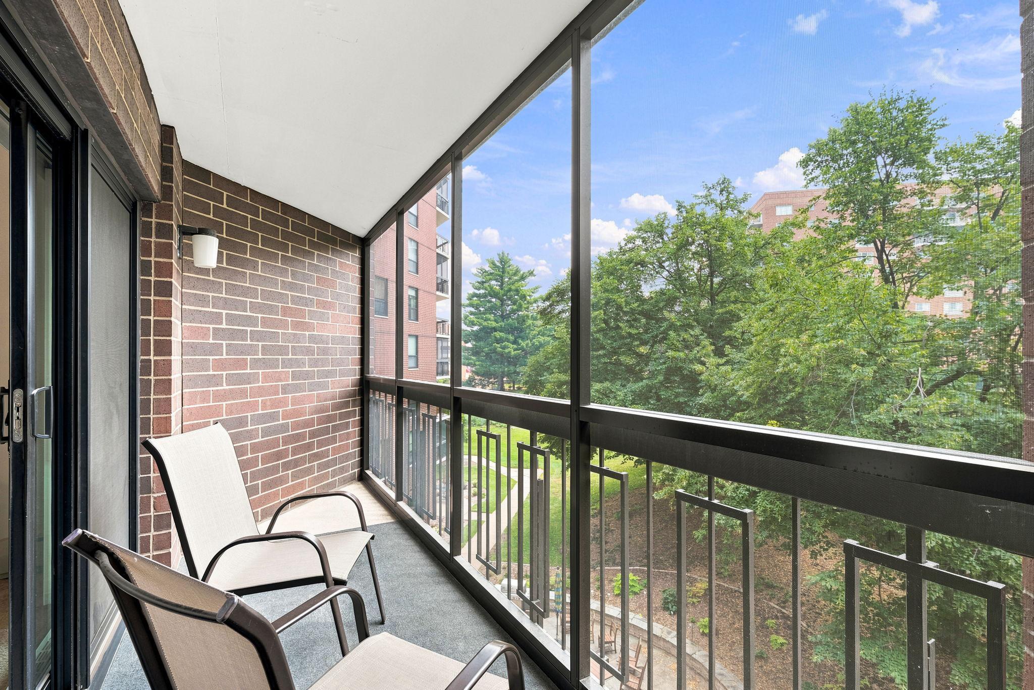 View of Residential at 6615 Lake Shore Drive #405, Richfield MN 55423, Richfield (8 of 29) - Mike Wilen | Minnesota Team Real Estate