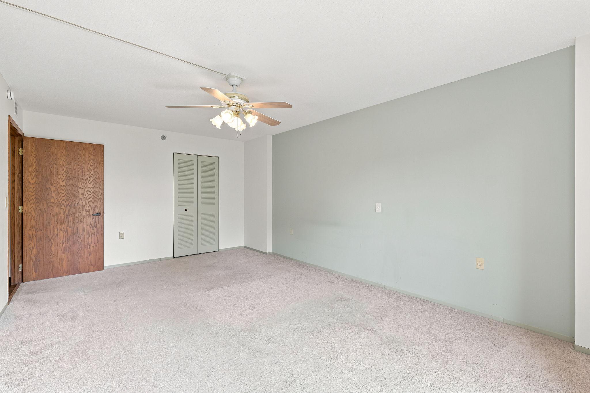 View of Residential at 6615 Lake Shore Drive #405, Richfield MN 55423, Richfield (16 of 29) - Mike Wilen | Minnesota Team Real Estate