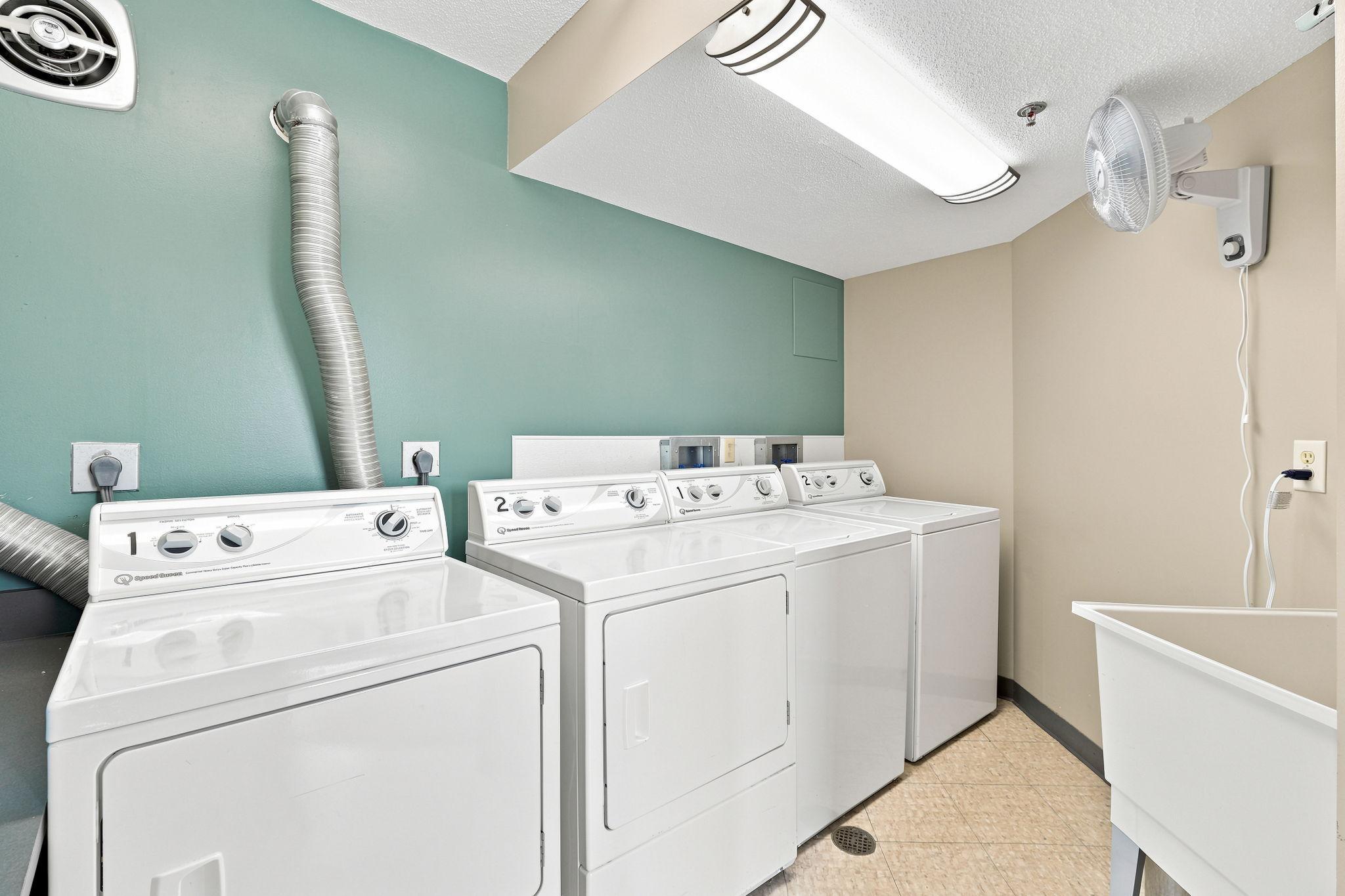View of Residential at 6615 Lake Shore Drive #405, Richfield MN 55423, Richfield (21 of 29) - Mike Wilen | Minnesota Team Real Estate