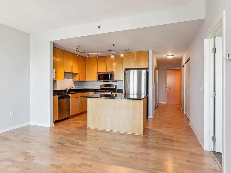 View of Residential at 929 Portland Avenue #2003, Minneapolis MN 55404, Minneapolis (31 of 35) - Mike Wilen | Minnesota Team Real Estate