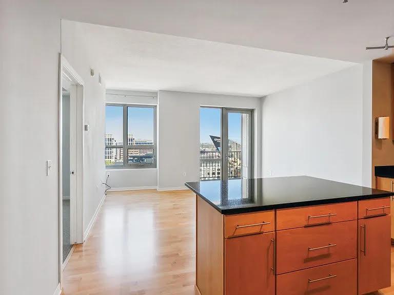 View of Residential at 929 Portland Avenue #2003, Minneapolis MN 55404, Minneapolis (30 of 35) - Mike Wilen | Minnesota Team Real Estate