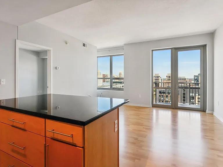 View of Residential at 929 Portland Avenue #2003, Minneapolis MN 55404, Minneapolis (29 of 35) - Mike Wilen | Minnesota Team Real Estate