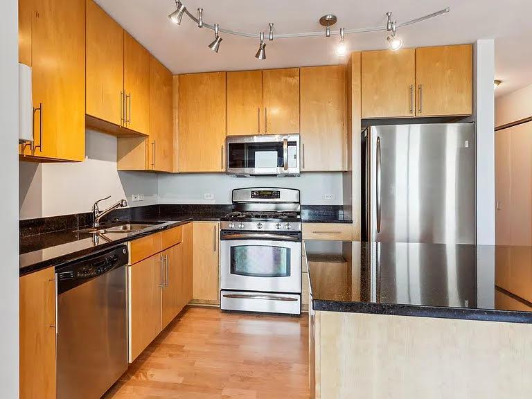 View of Residential at 929 Portland Avenue #2003, Minneapolis MN 55404, Minneapolis (27 of 35) - Mike Wilen | Minnesota Team Real Estate