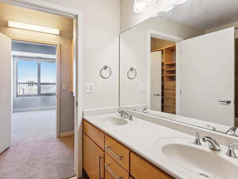 View of Residential at 929 Portland Avenue #2003, Minneapolis MN 55404, Minneapolis (21 of 35) - Mike Wilen | Minnesota Team Real Estate