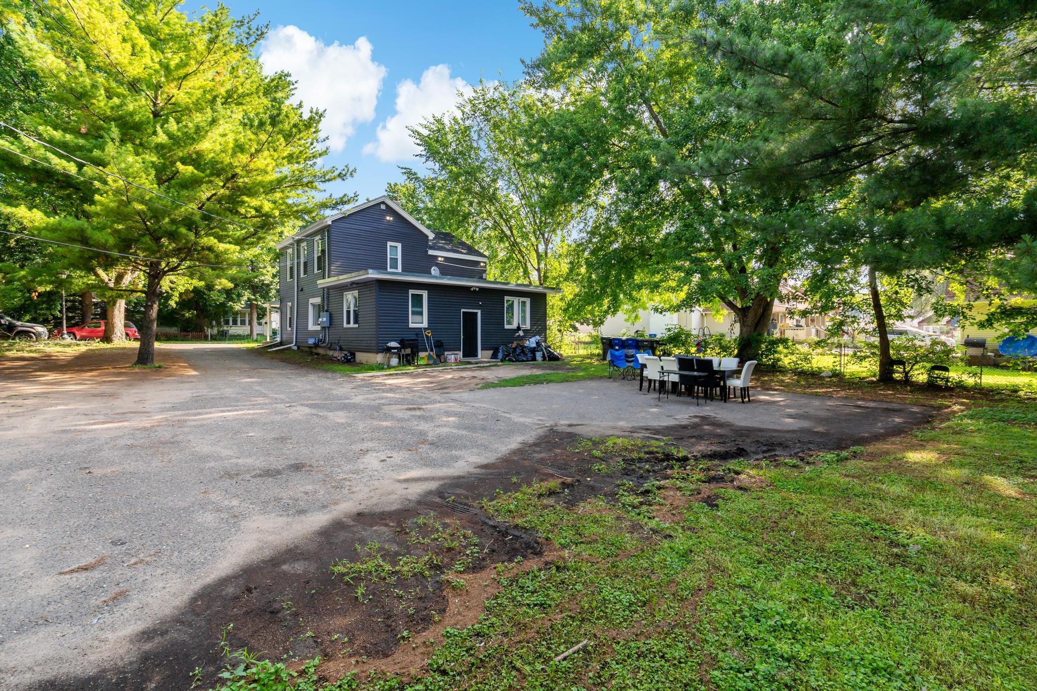 View of Residential Income at 910 Wilson Avenue, Saint Paul MN 55106, Saint Paul (50 of 52) - Mike Wilen | Minnesota Team Real Estate