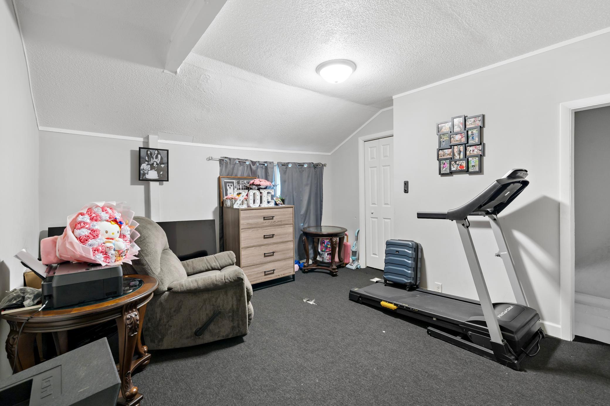 View of Residential Income at 910 Wilson Avenue, Saint Paul MN 55106, Saint Paul (40 of 52) - Mike Wilen | Minnesota Team Real Estate