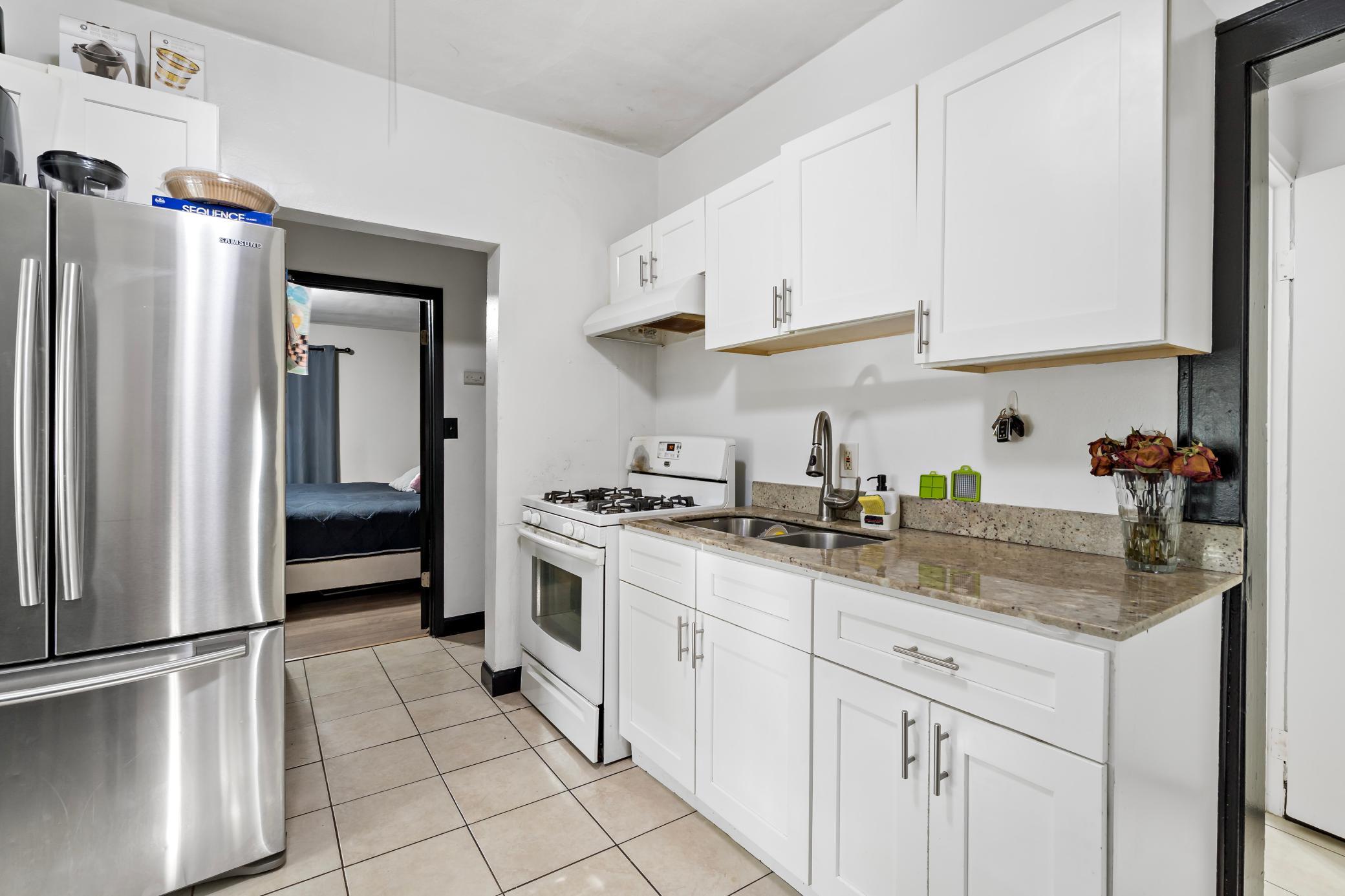 View of Residential Income at 910 Wilson Avenue, Saint Paul MN 55106, Saint Paul (36 of 52) - Mike Wilen | Minnesota Team Real Estate