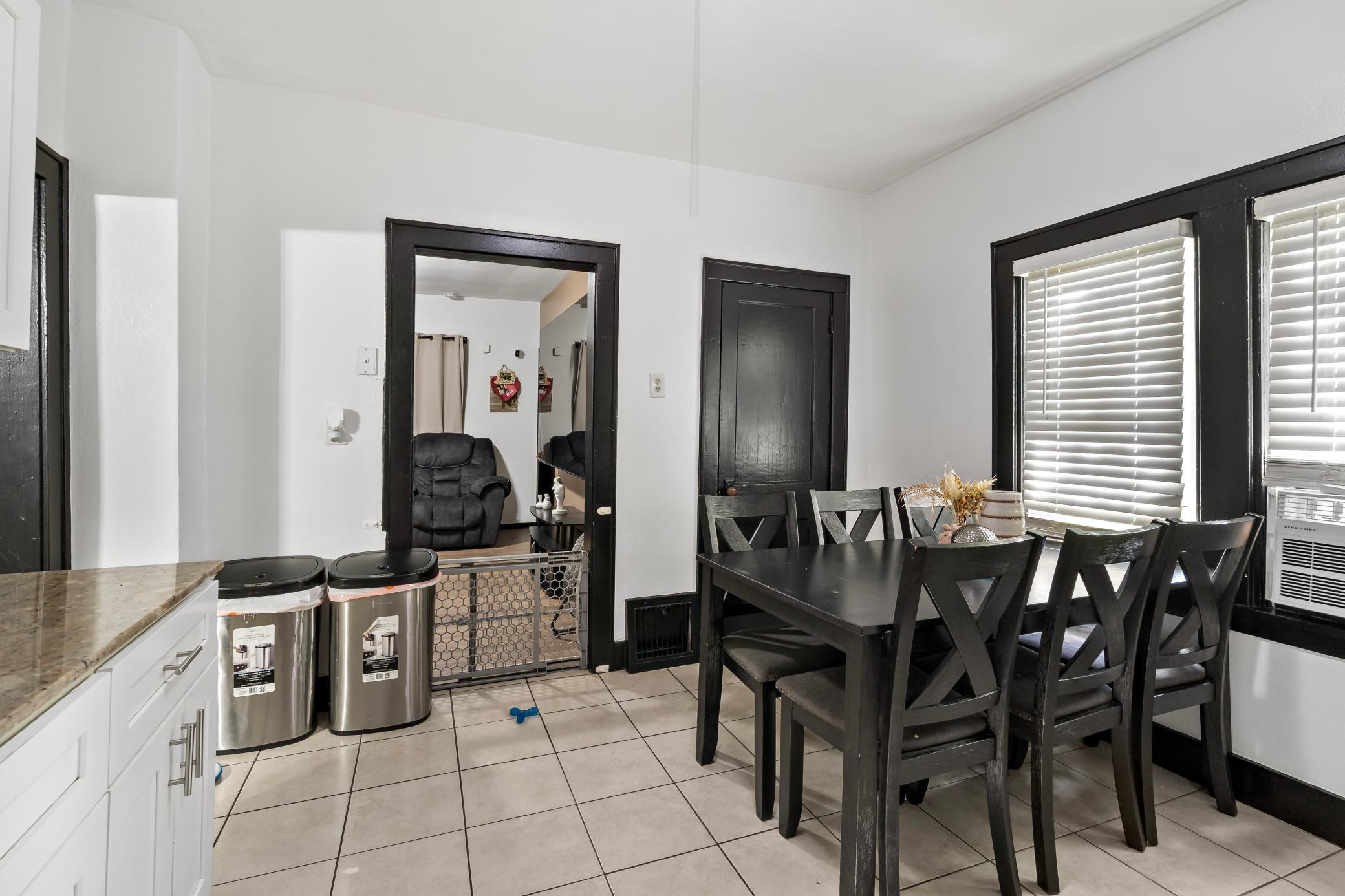 View of Residential Income at 910 Wilson Avenue, Saint Paul MN 55106, Saint Paul (35 of 52) - Mike Wilen | Minnesota Team Real Estate