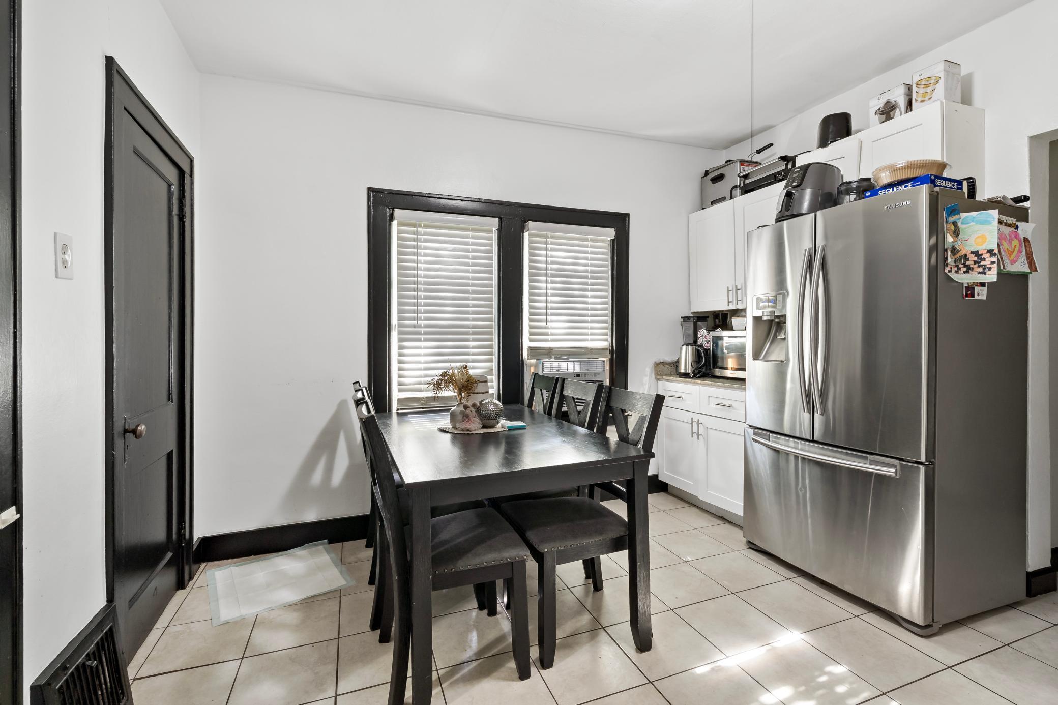 View of Residential Income at 910 Wilson Avenue, Saint Paul MN 55106, Saint Paul (33 of 52) - Mike Wilen | Minnesota Team Real Estate