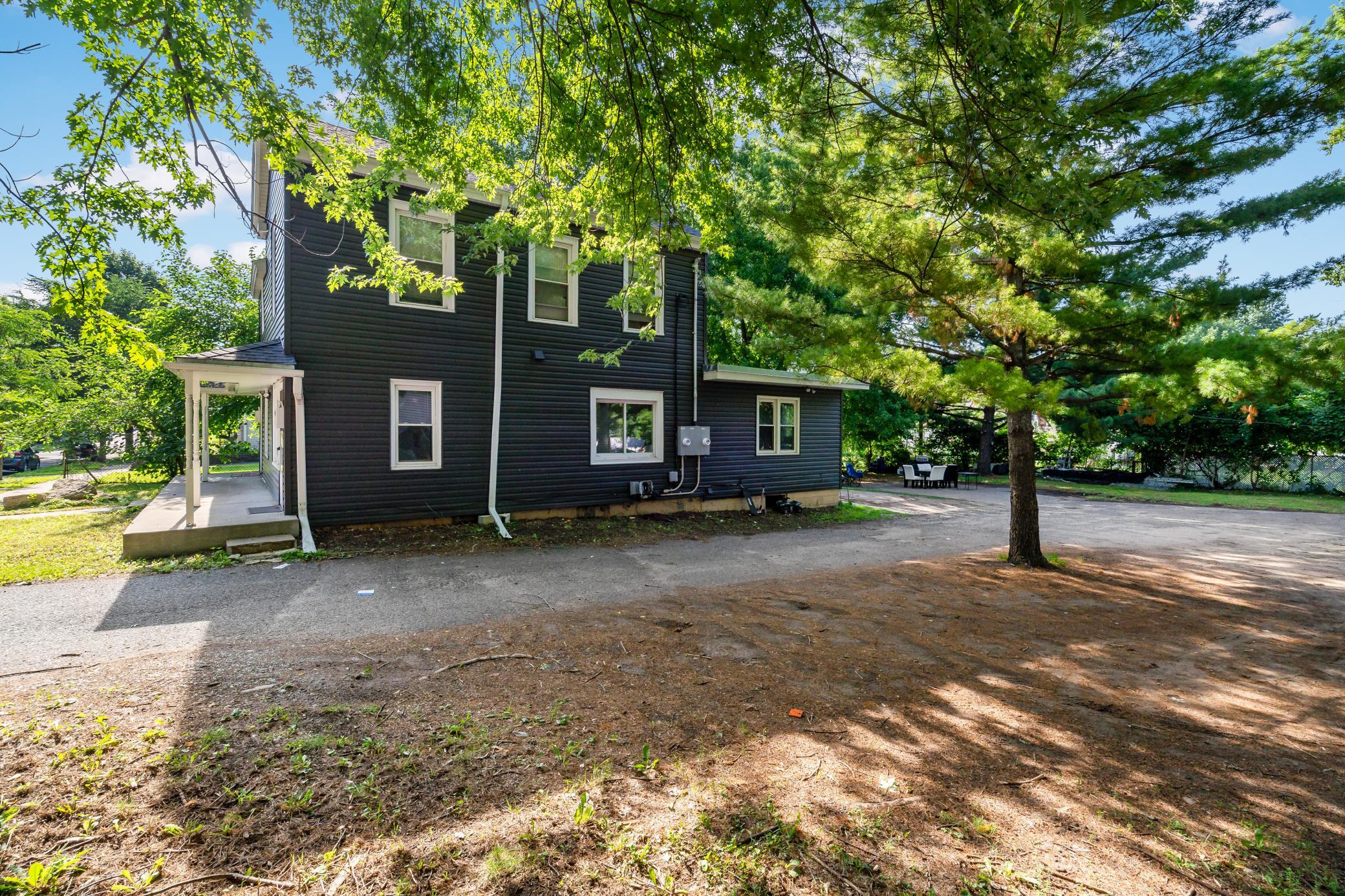 View of Residential Income at 910 Wilson Avenue, Saint Paul MN 55106, Saint Paul (28 of 52) - Mike Wilen | Minnesota Team Real Estate