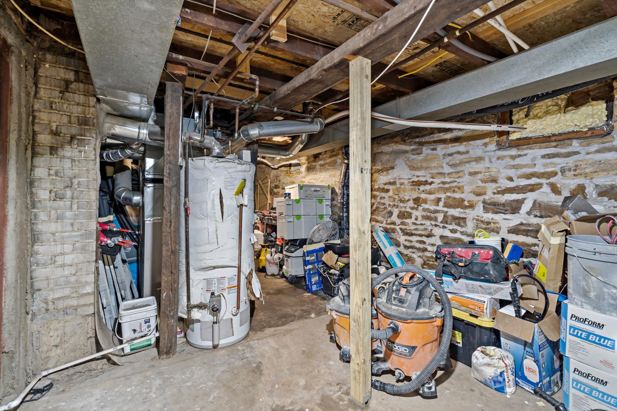 View of Residential Income at 910 Wilson Avenue, Saint Paul MN 55106, Saint Paul (23 of 52) - Mike Wilen | Minnesota Team Real Estate