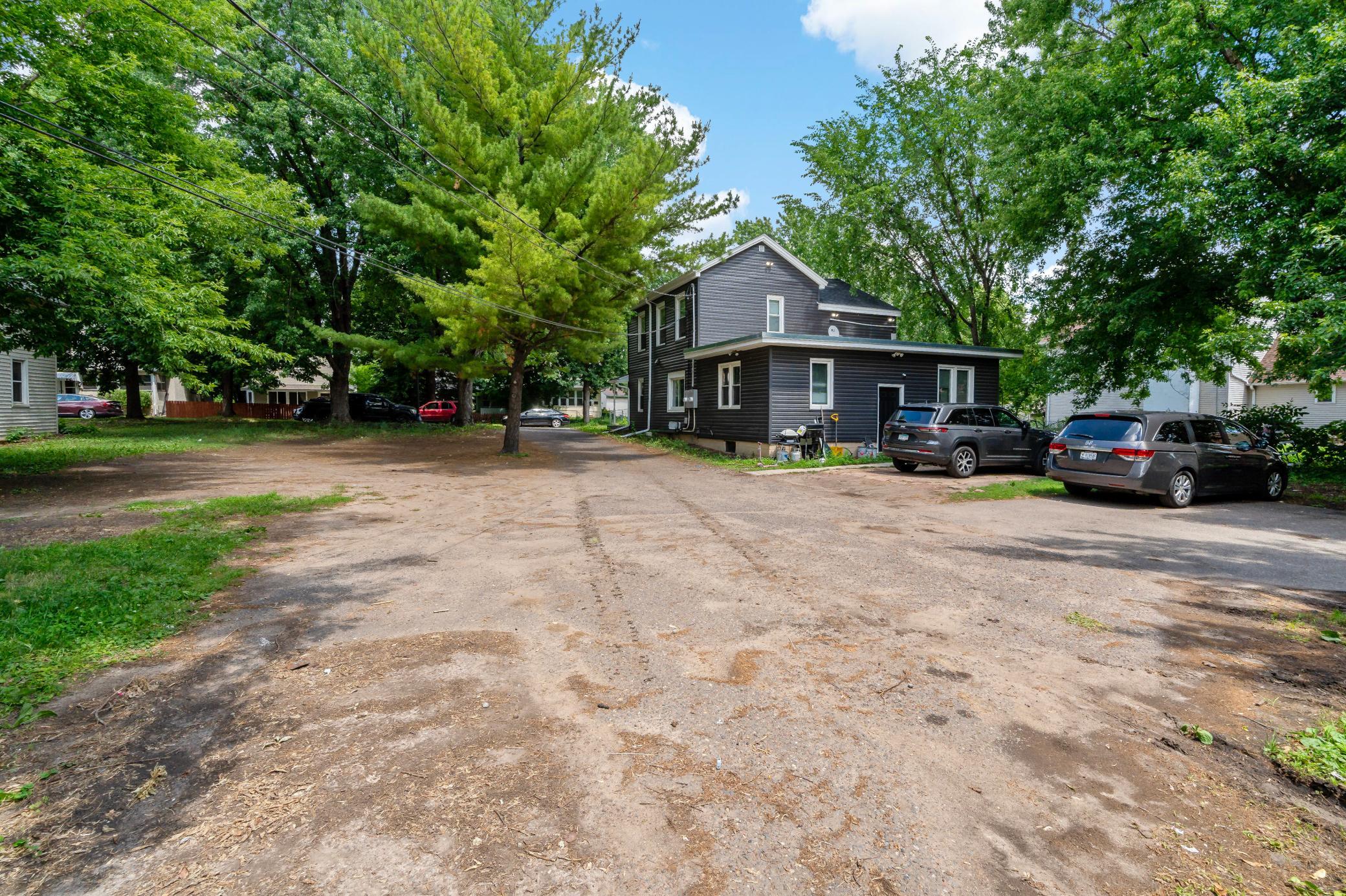 View of Residential Income at 910 Wilson Avenue, Saint Paul MN 55106, Saint Paul (7 of 52) - Mike Wilen | Minnesota Team Real Estate