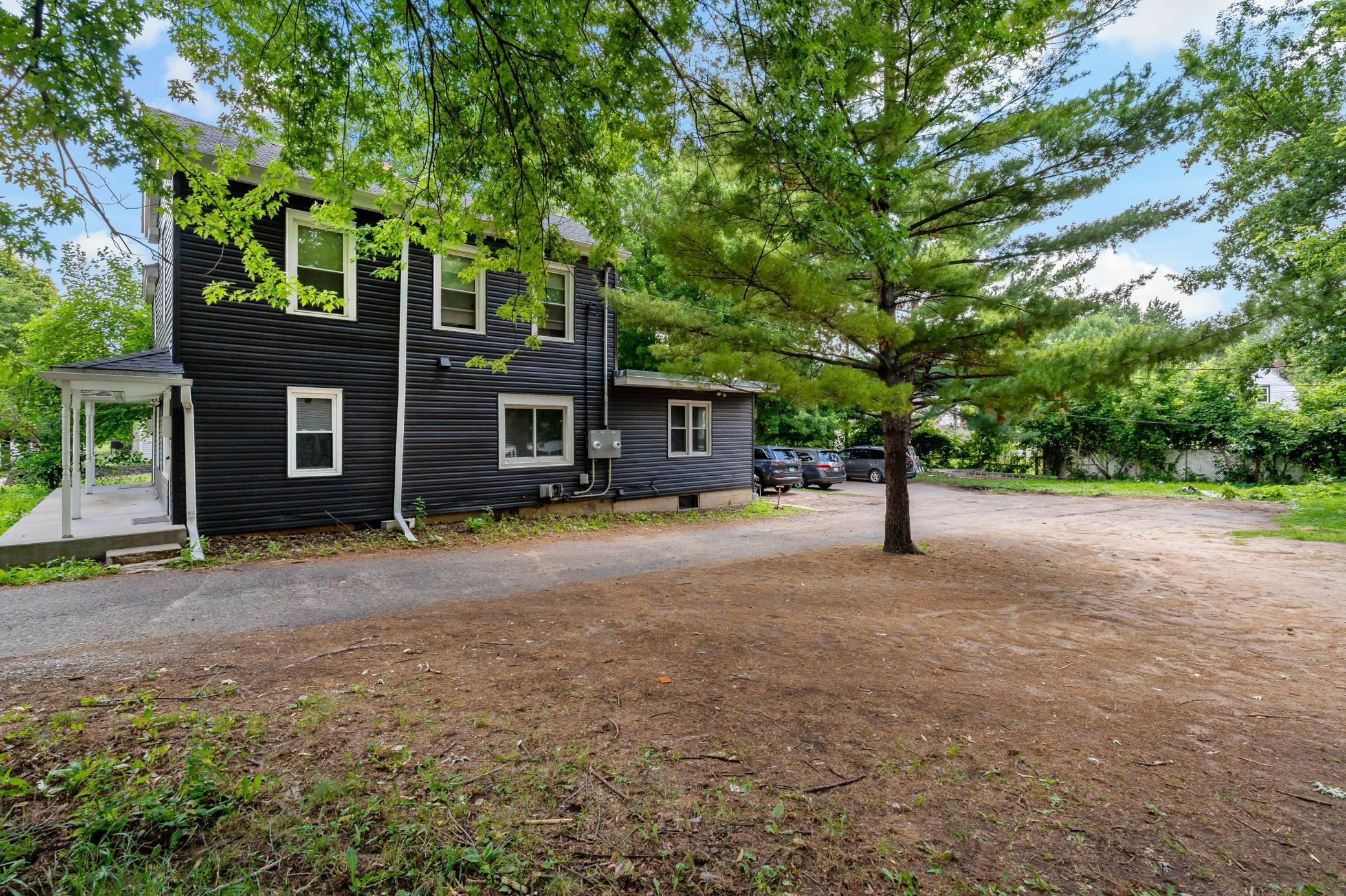 View of Residential Income at 910 Wilson Avenue, Saint Paul MN 55106, Saint Paul (5 of 52) - Mike Wilen | Minnesota Team Real Estate