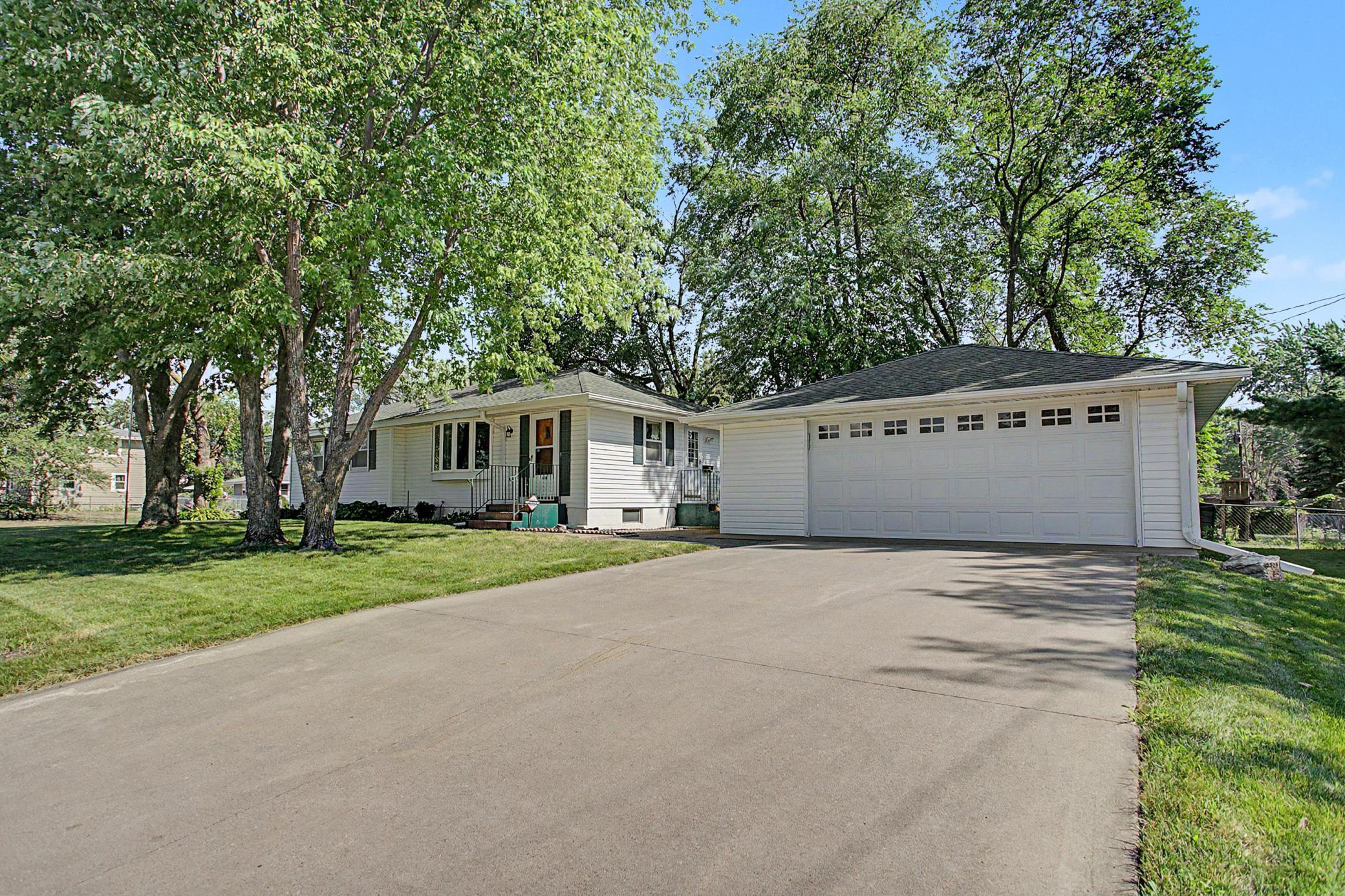 View of Residential at 160 109th Avenue, Blaine MN 55434, Blaine (2 of 63) - Mike Wilen | Minnesota Team Real Estate