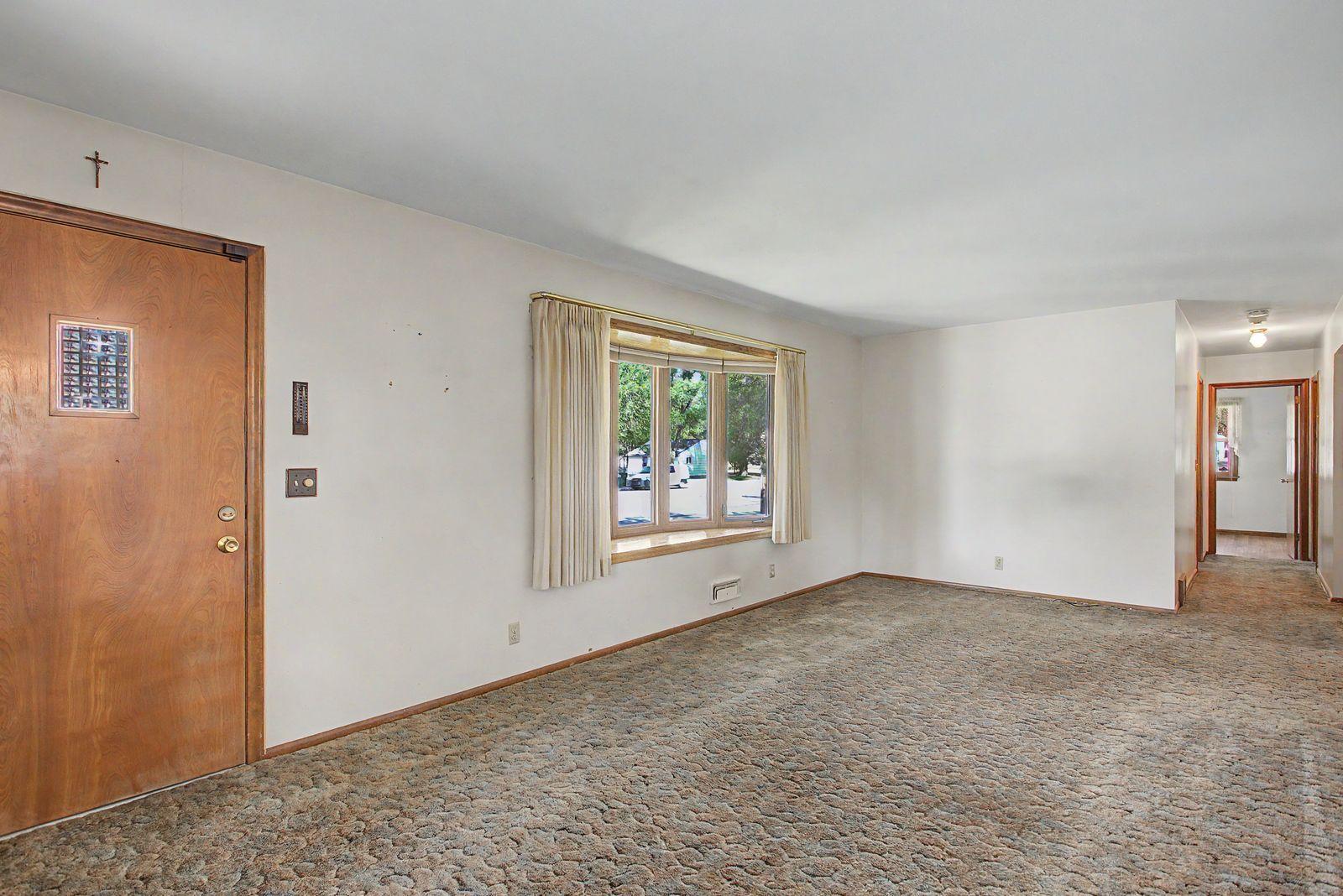 View of Residential at 160 109th Avenue, Blaine MN 55434, Blaine (31 of 63) - Mike Wilen | Minnesota Team Real Estate