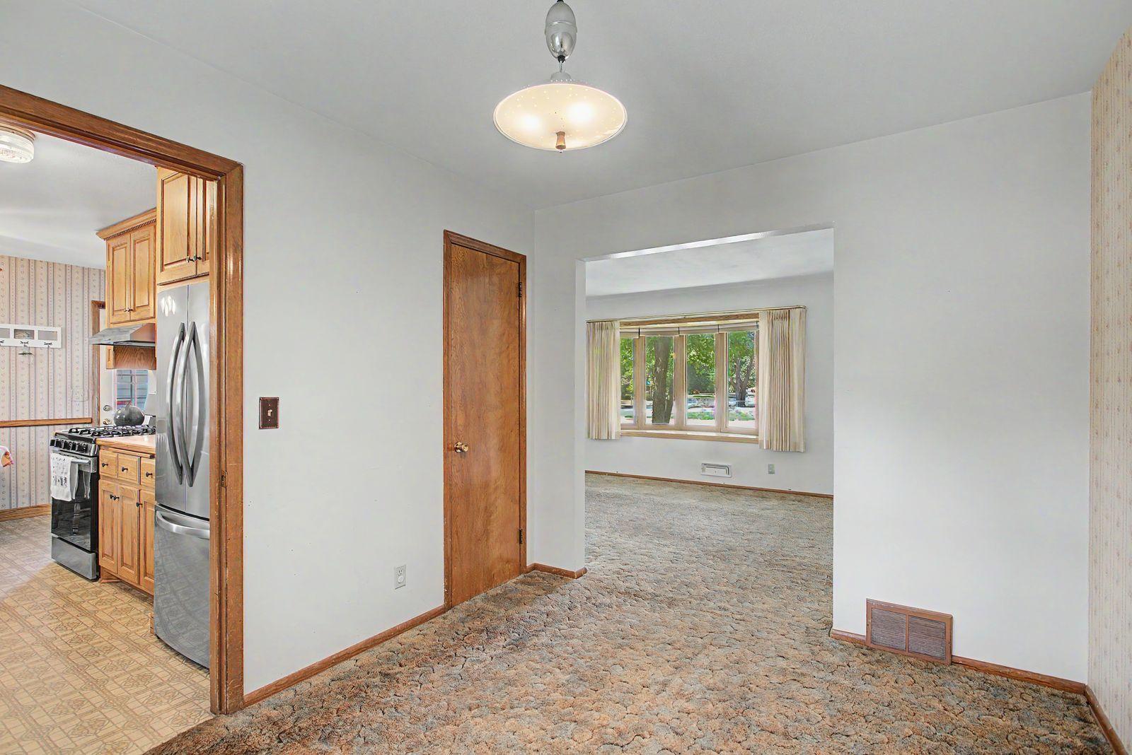 View of Residential at 160 109th Avenue, Blaine MN 55434, Blaine (42 of 63) - Mike Wilen | Minnesota Team Real Estate