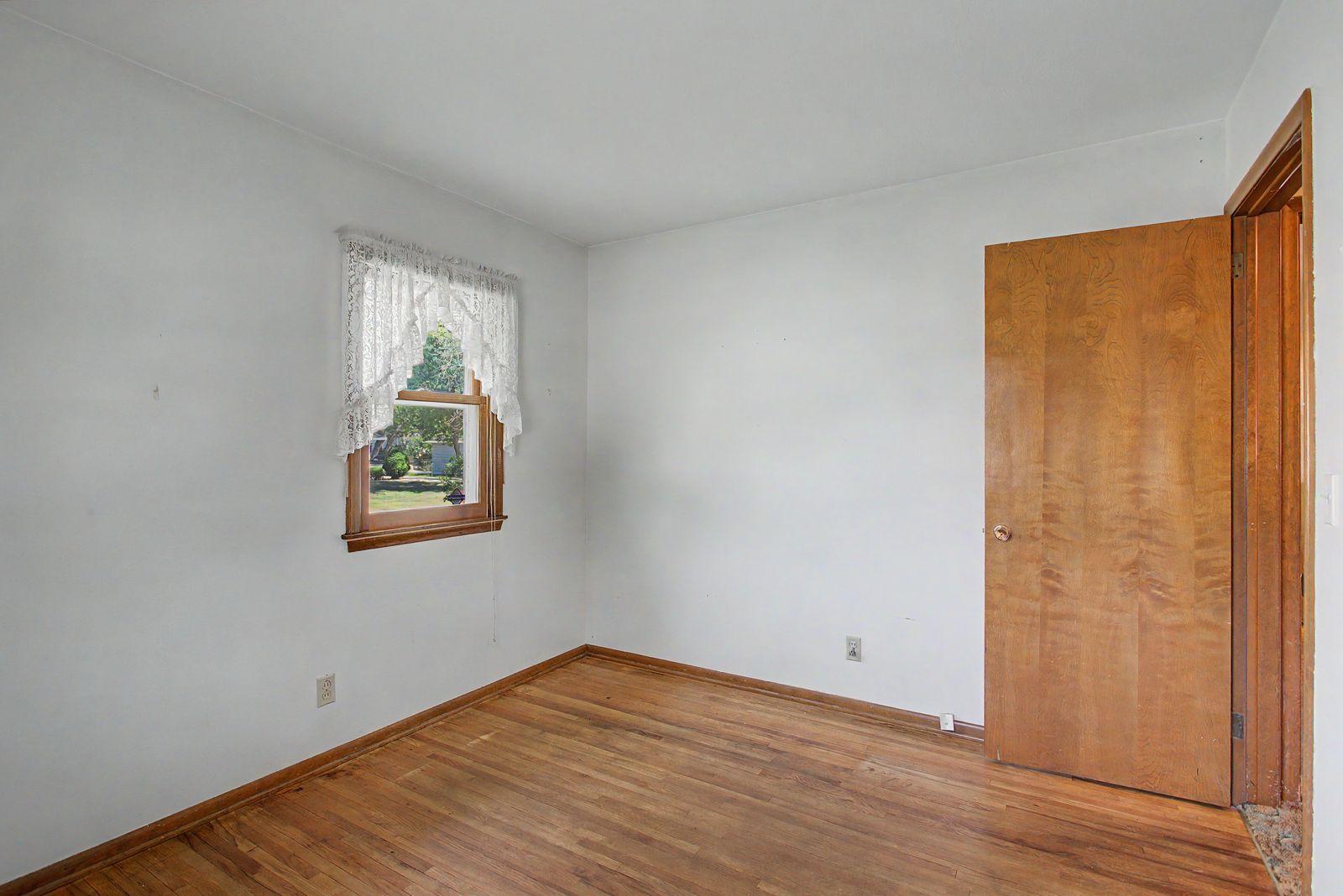 View of Residential at 160 109th Avenue, Blaine MN 55434, Blaine (48 of 63) - Mike Wilen | Minnesota Team Real Estate