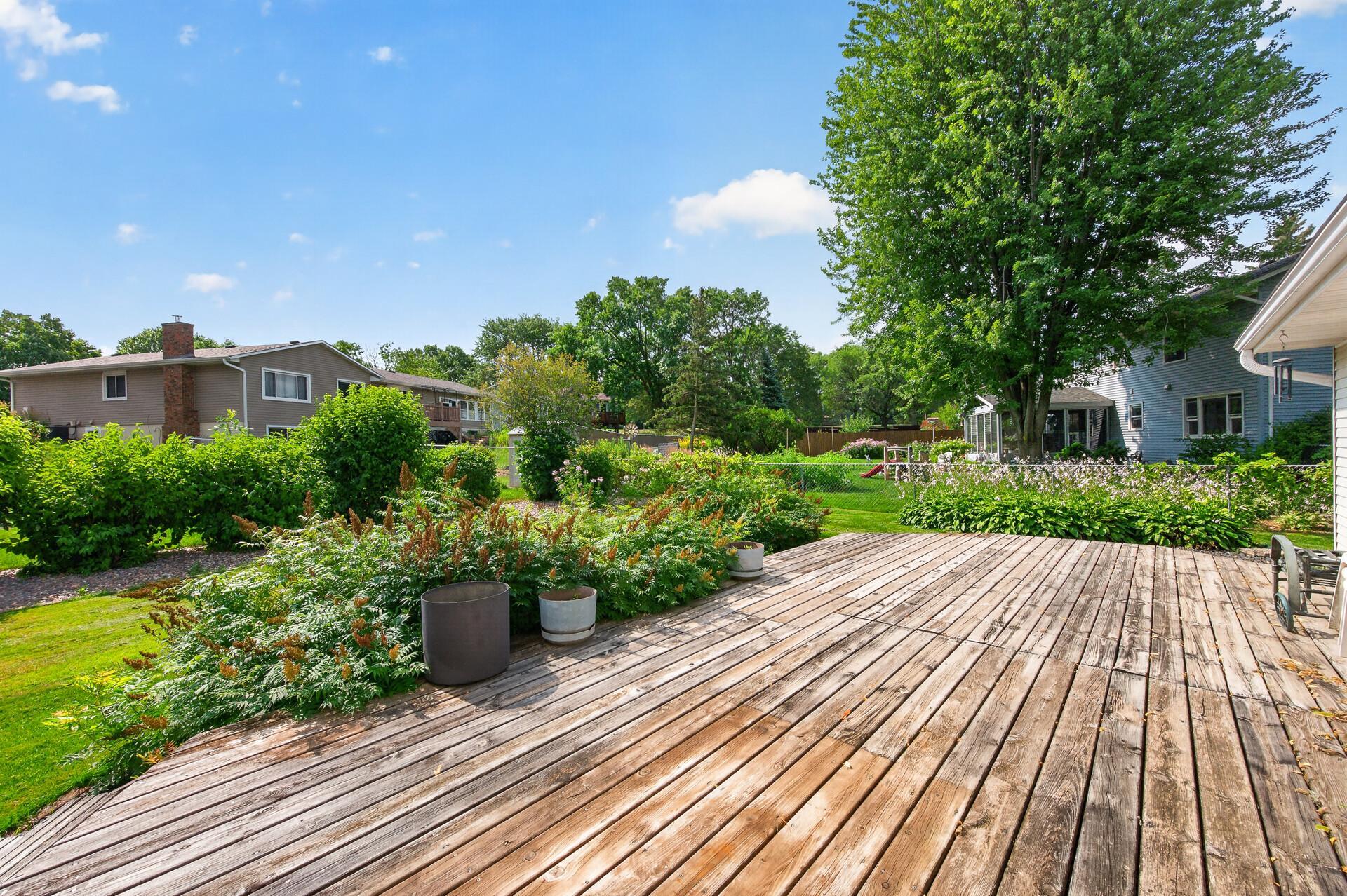 View of Residential at 3016 Lakewood Drive, Maplewood MN 55109, Maplewood (34 of 36) - Mike Wilen | Minnesota Team Real Estate